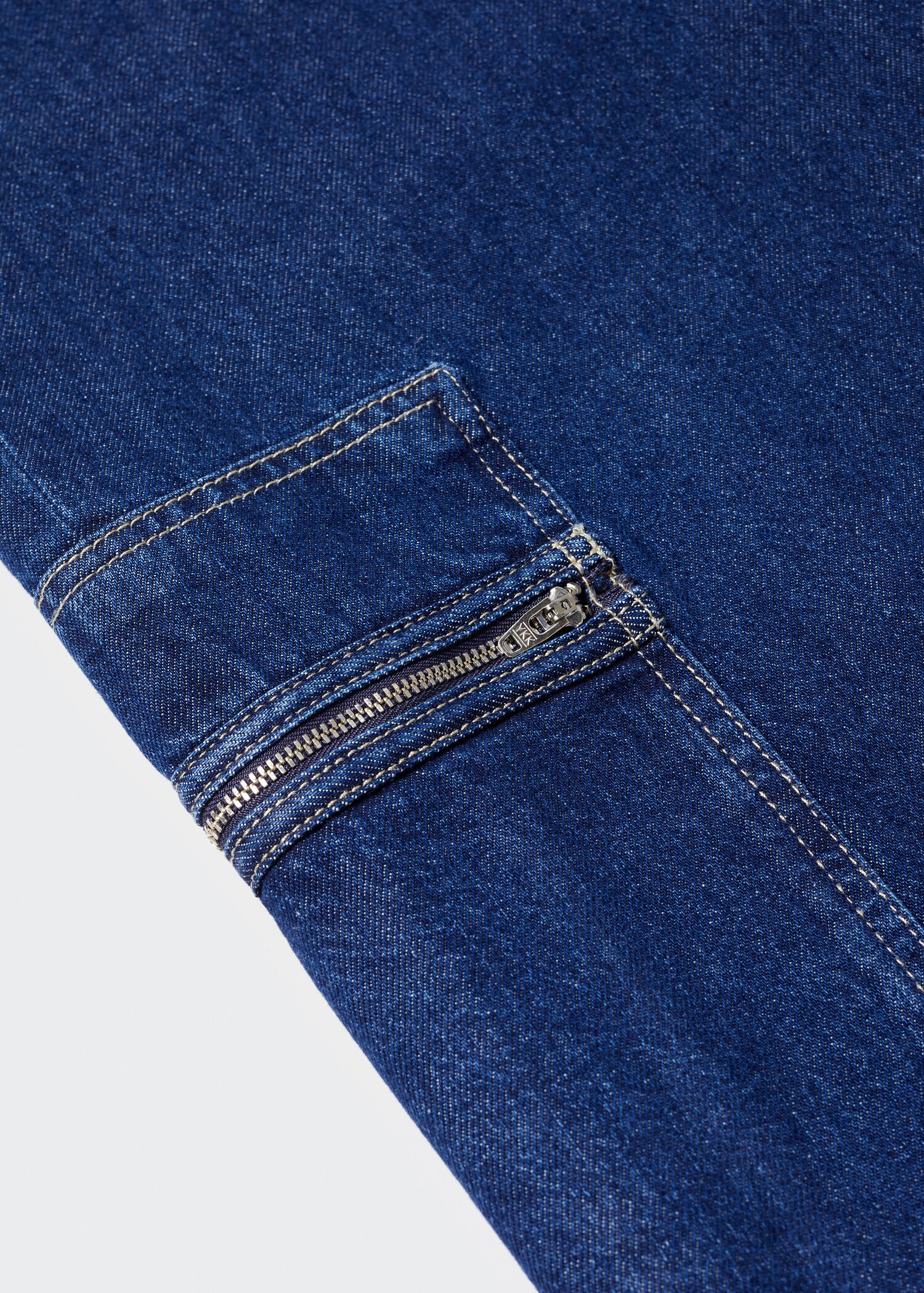 Wideleg jeans with pockets - Details of the article 8