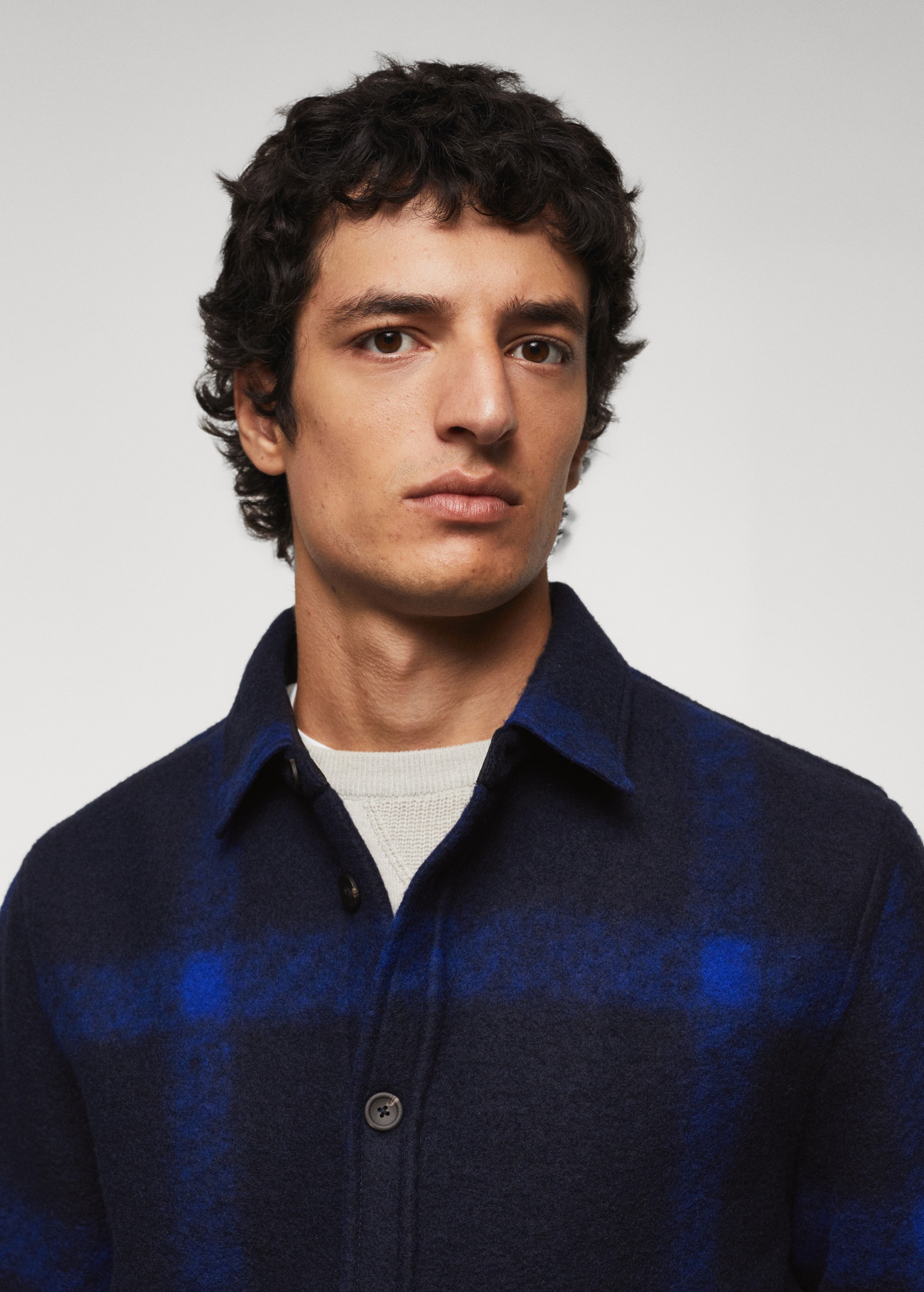 Check flannel overshirt - Details of the article 1