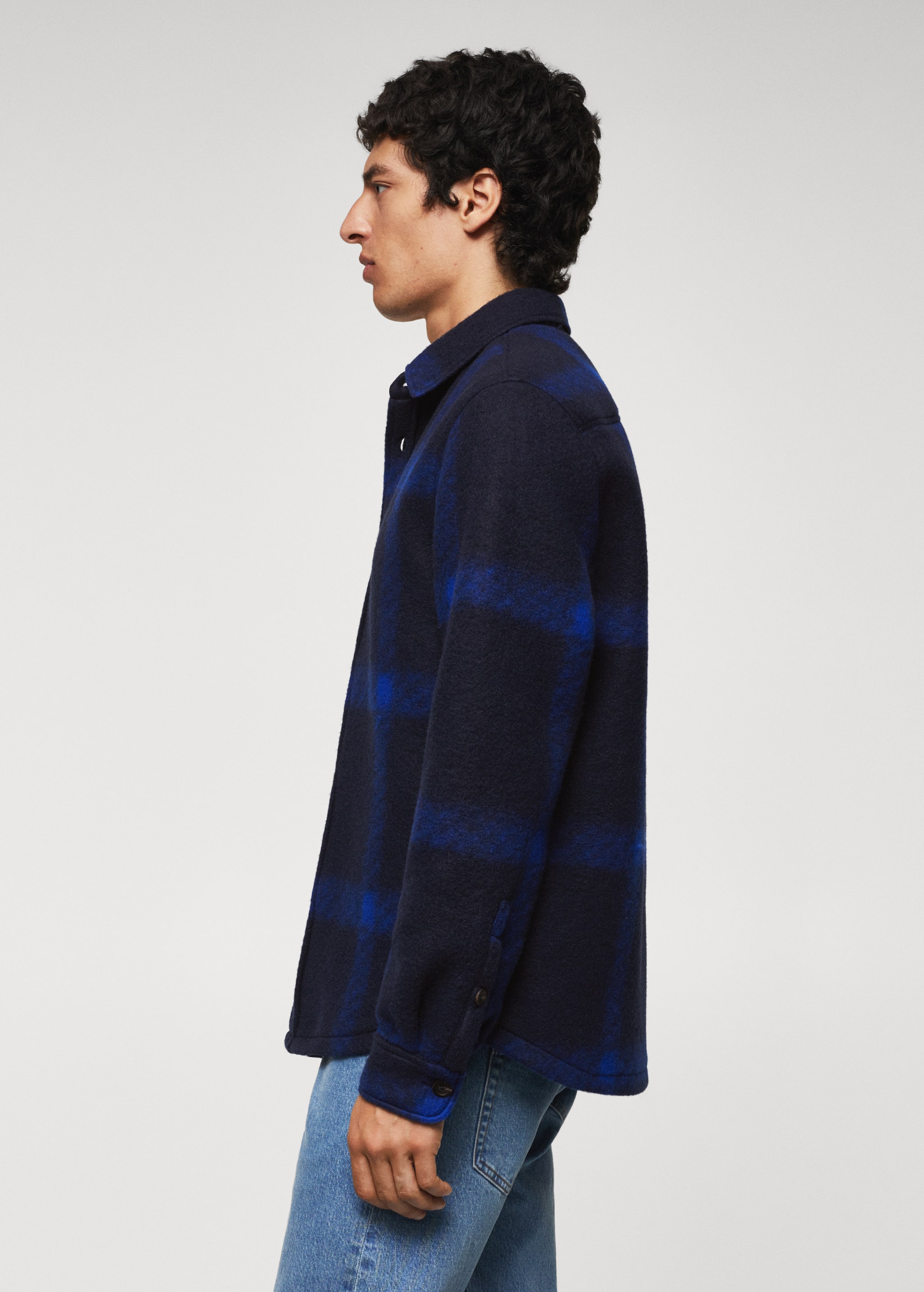 Check flannel overshirt - Details of the article 6