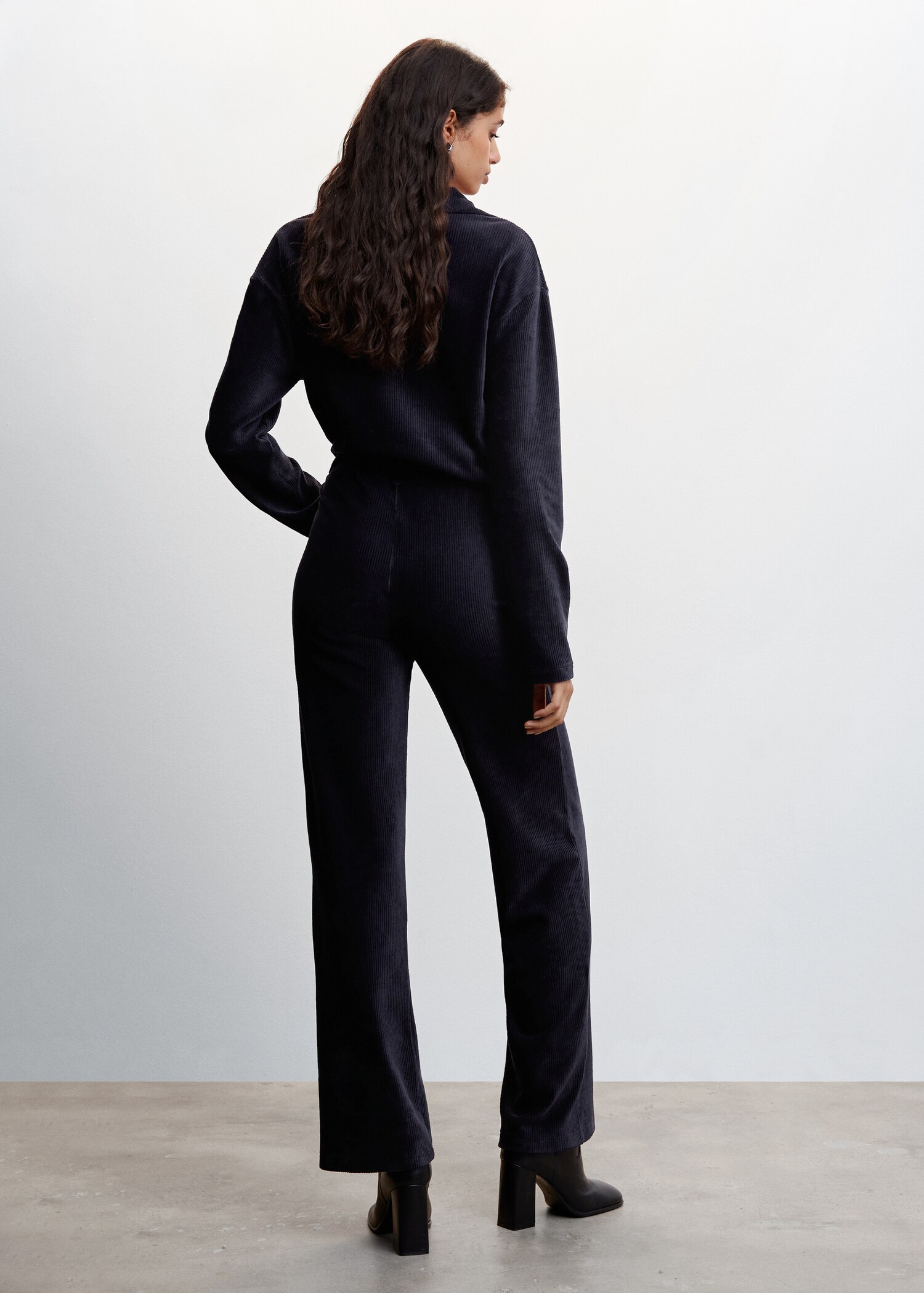Corduroy pants with elastic waist - Reverse of the article