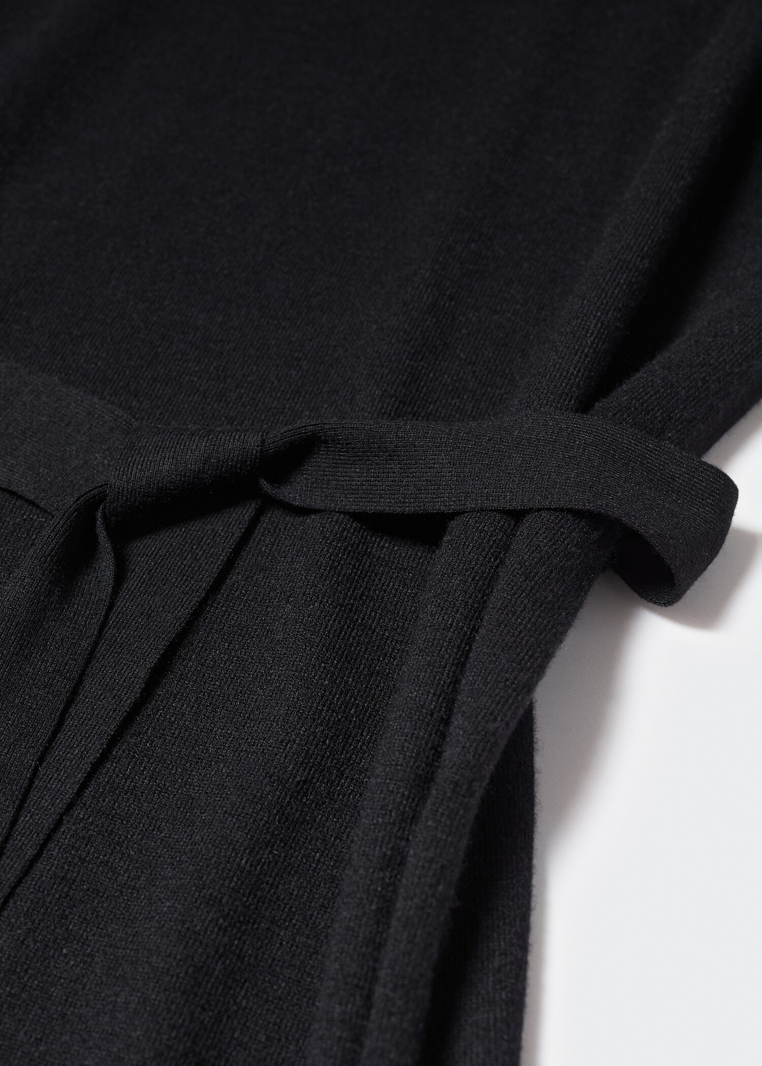 Knitted turtleneck dress - Details of the article 8