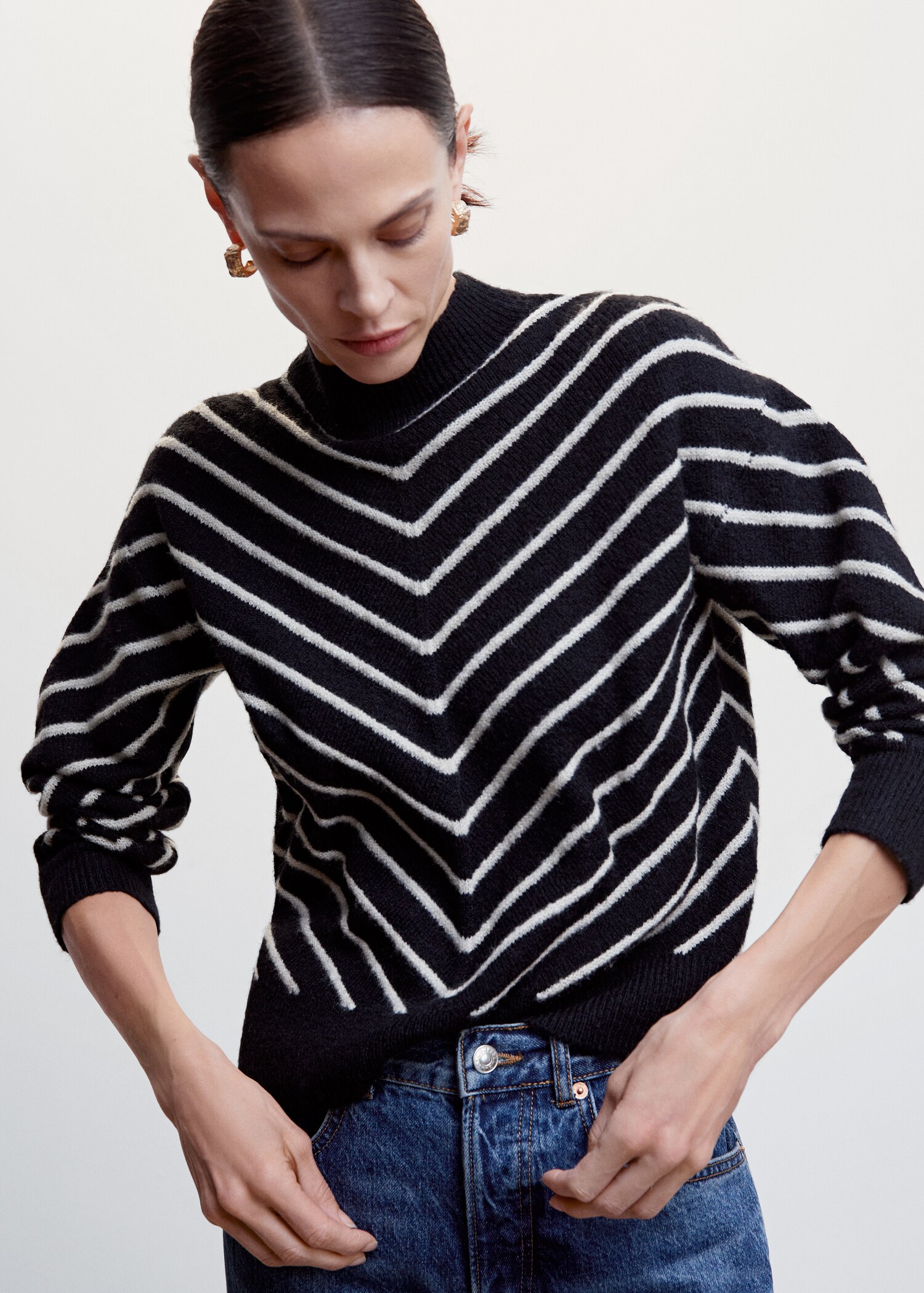 Perkins-neck stripe-print sweater  - Medium plane