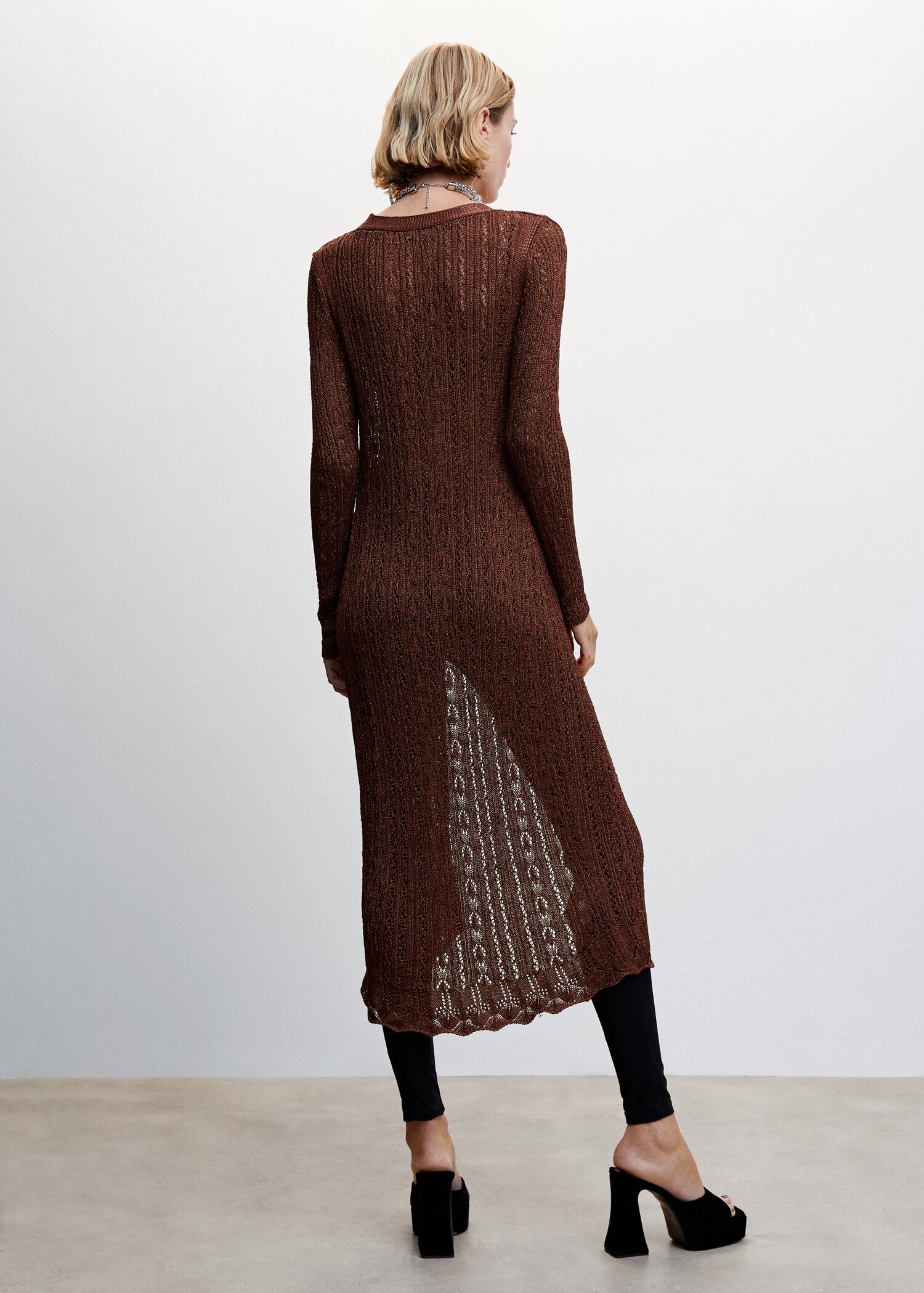 Lång hålstickad cardigan - Artikelns baksida