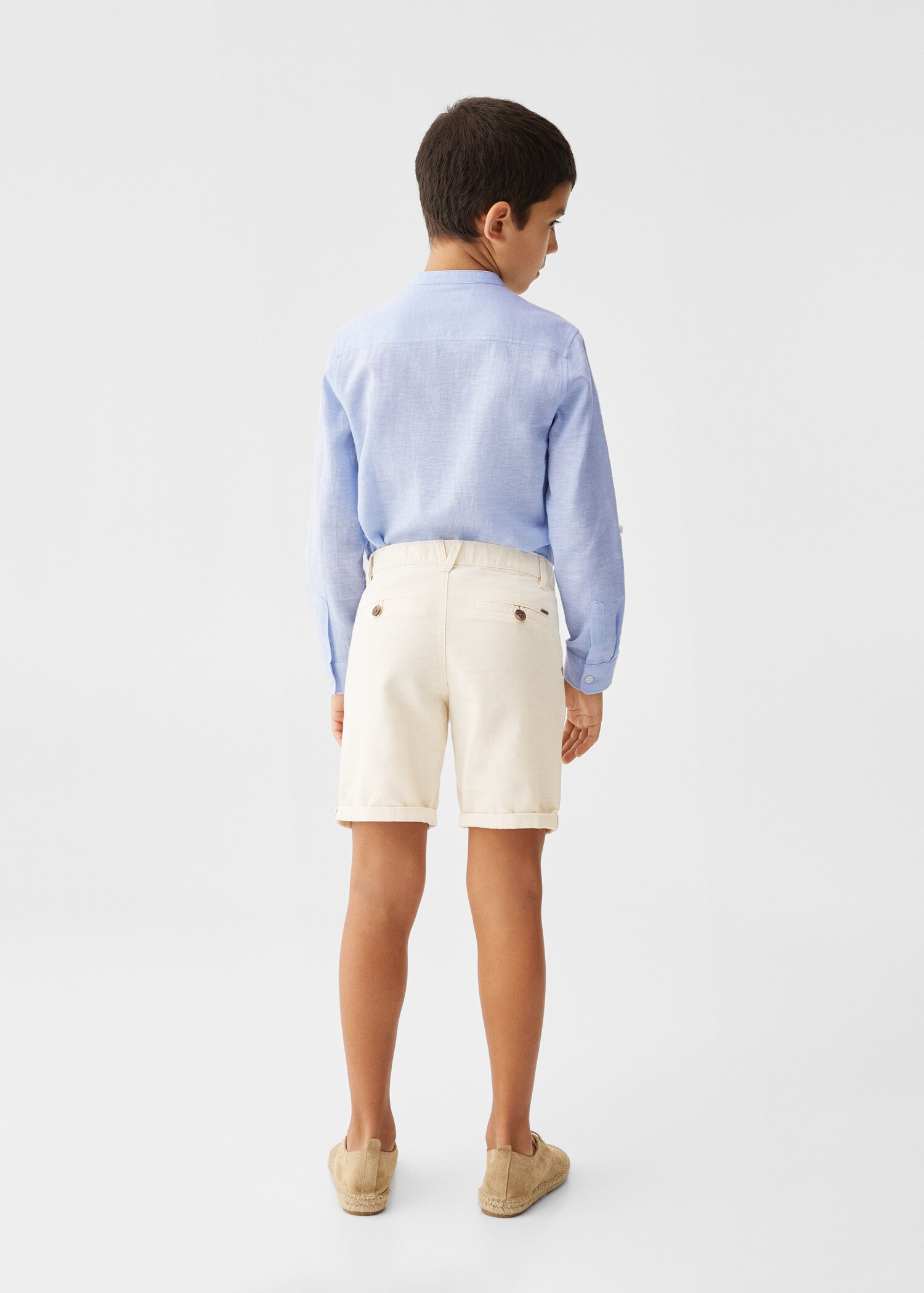 Chino-Bermudashorts aus Leinen - Rückseite des Artikels