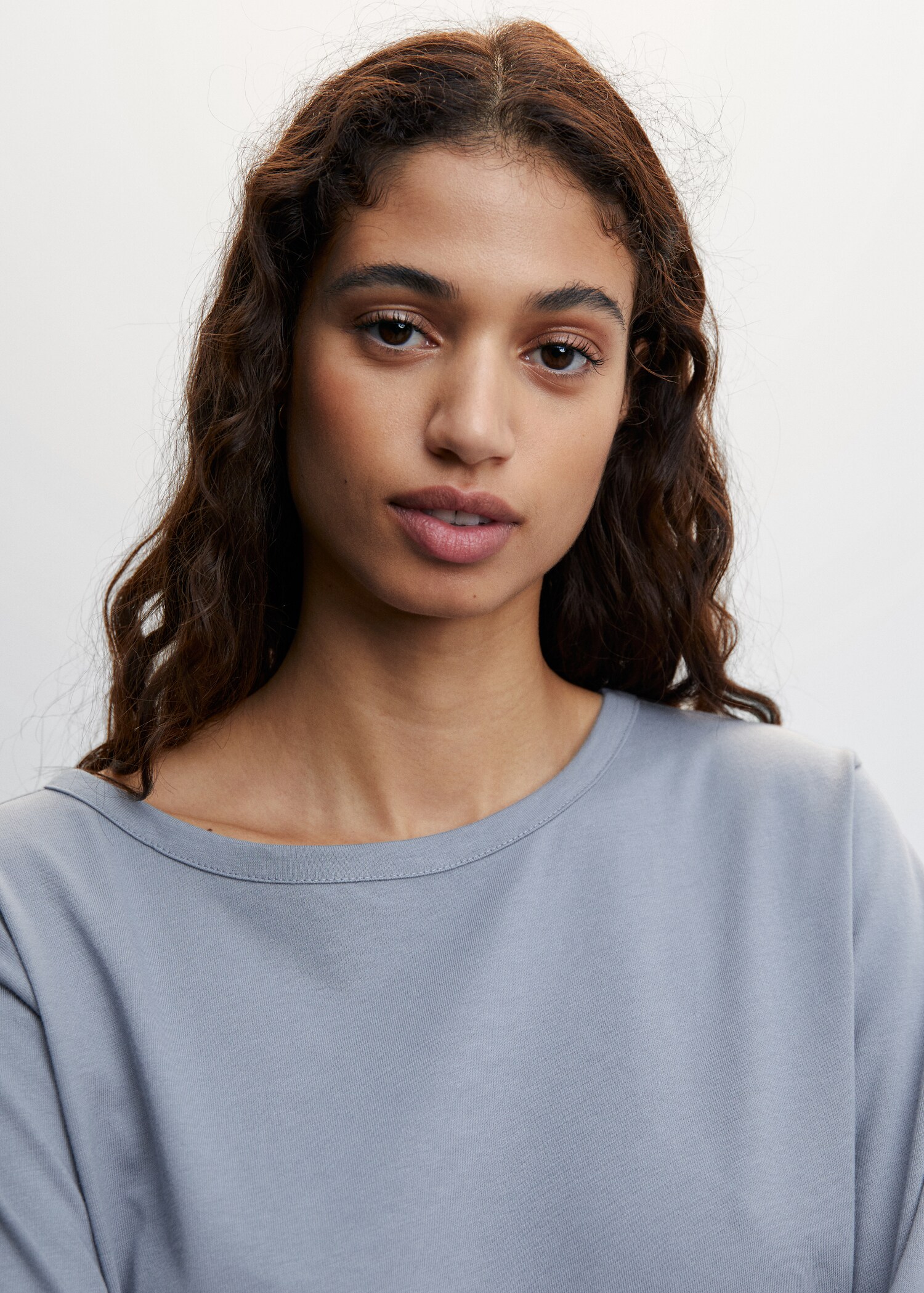 Rounded neck cotton t-shirt - Details of the article 1