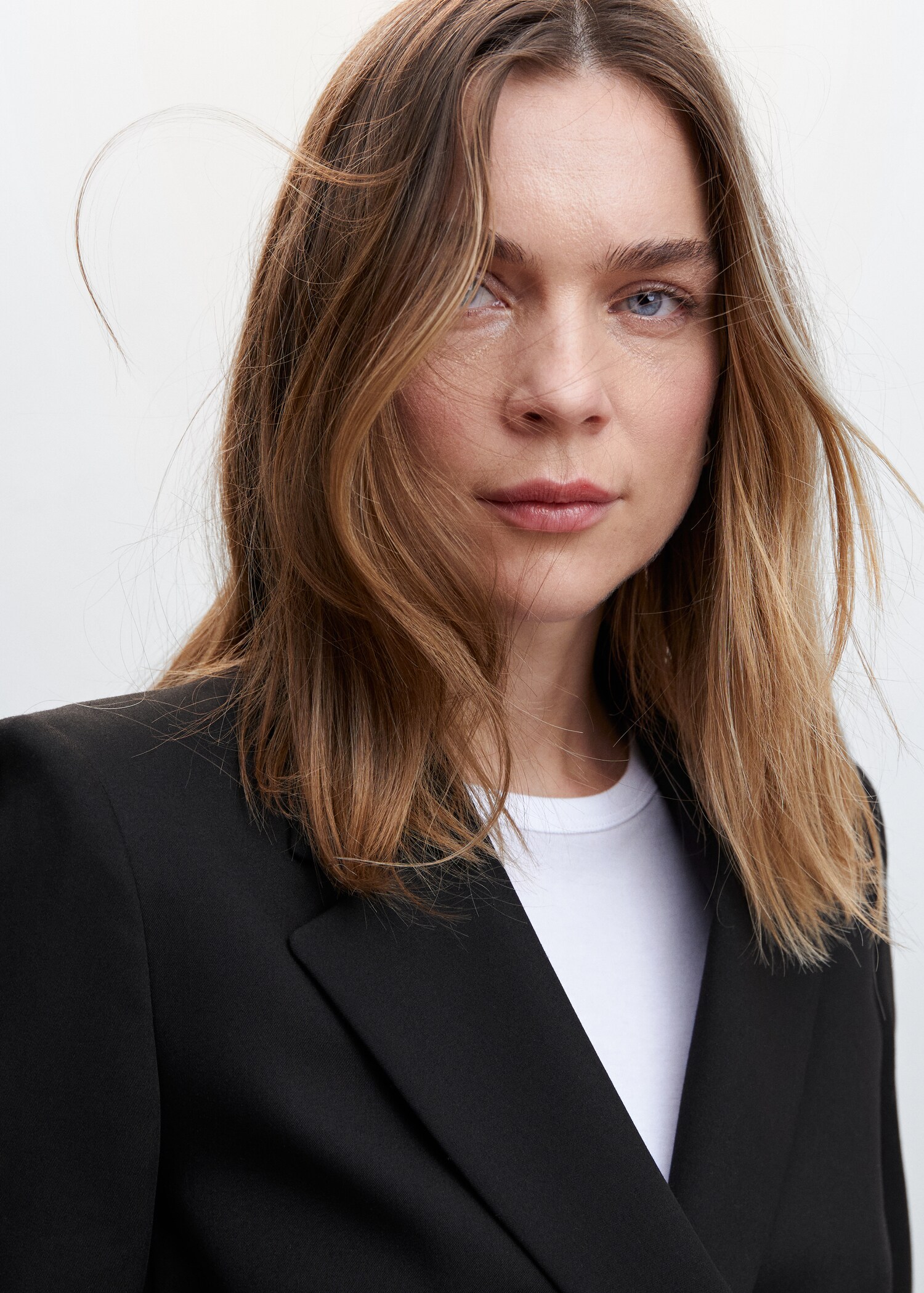 Double-breasted blazer - Details of the article 1