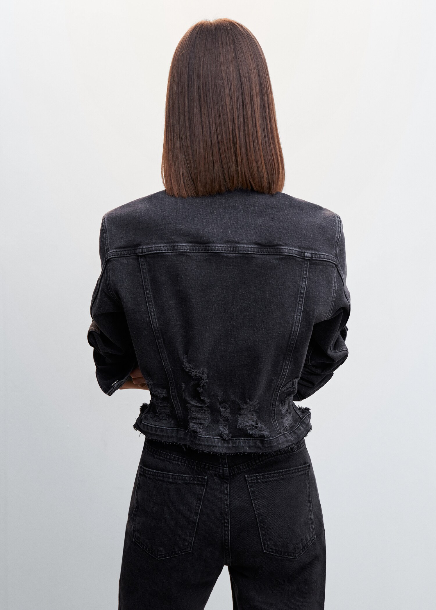 Blouson jean bords effilochés - Verso de l’article