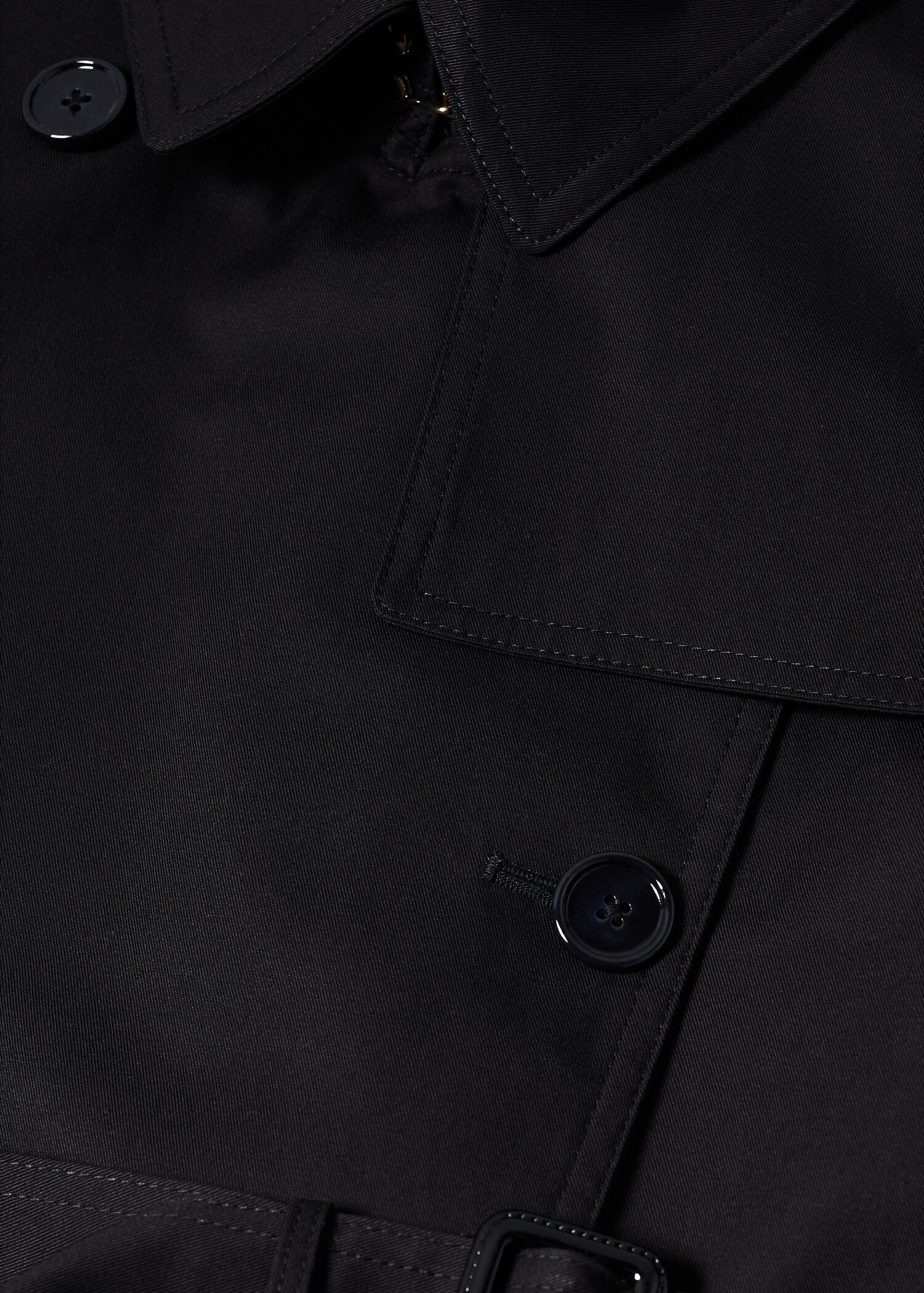 Classic trench coat with belt - Details of the article 8