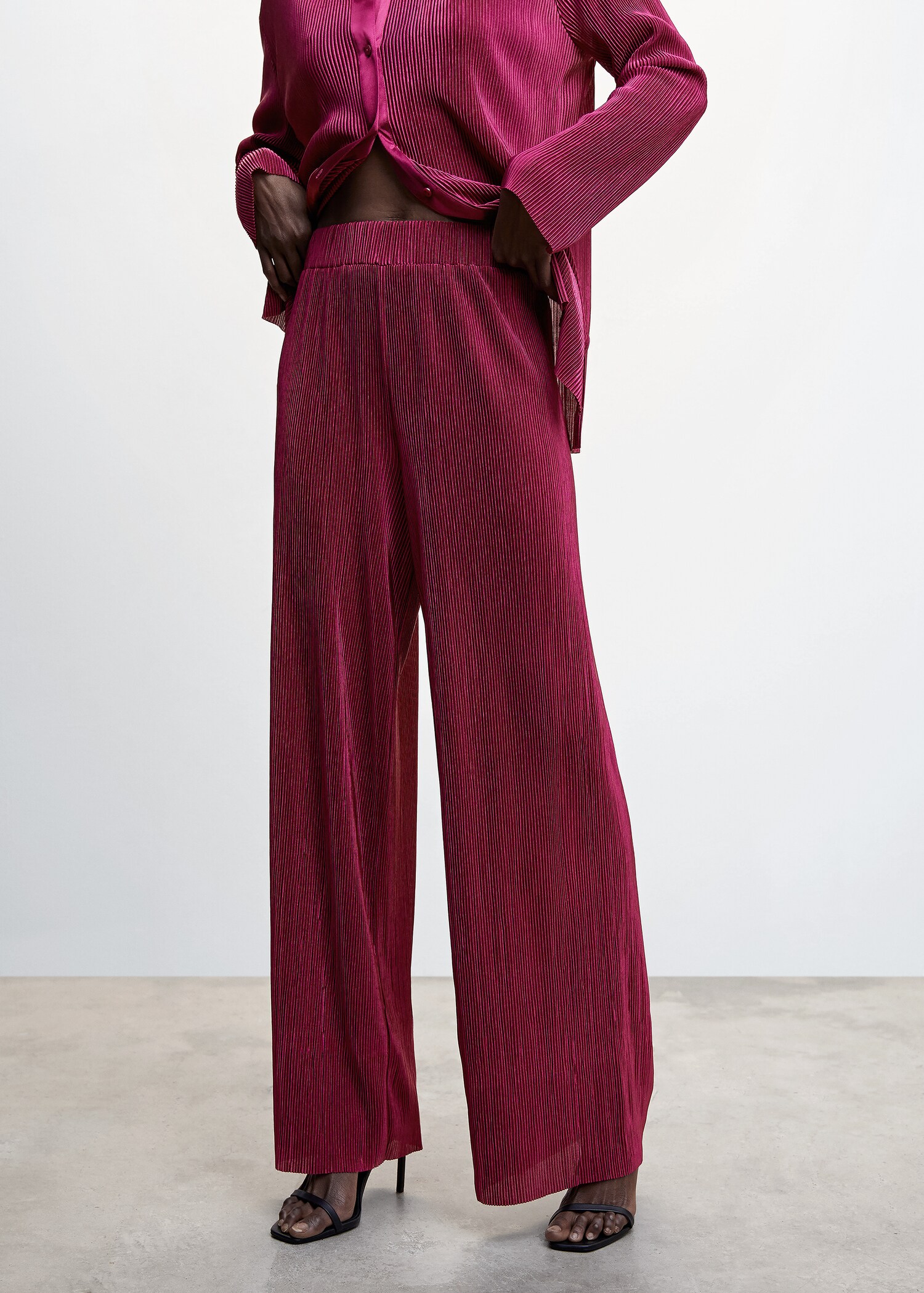 Pleated palazzo trousers - Medium plane