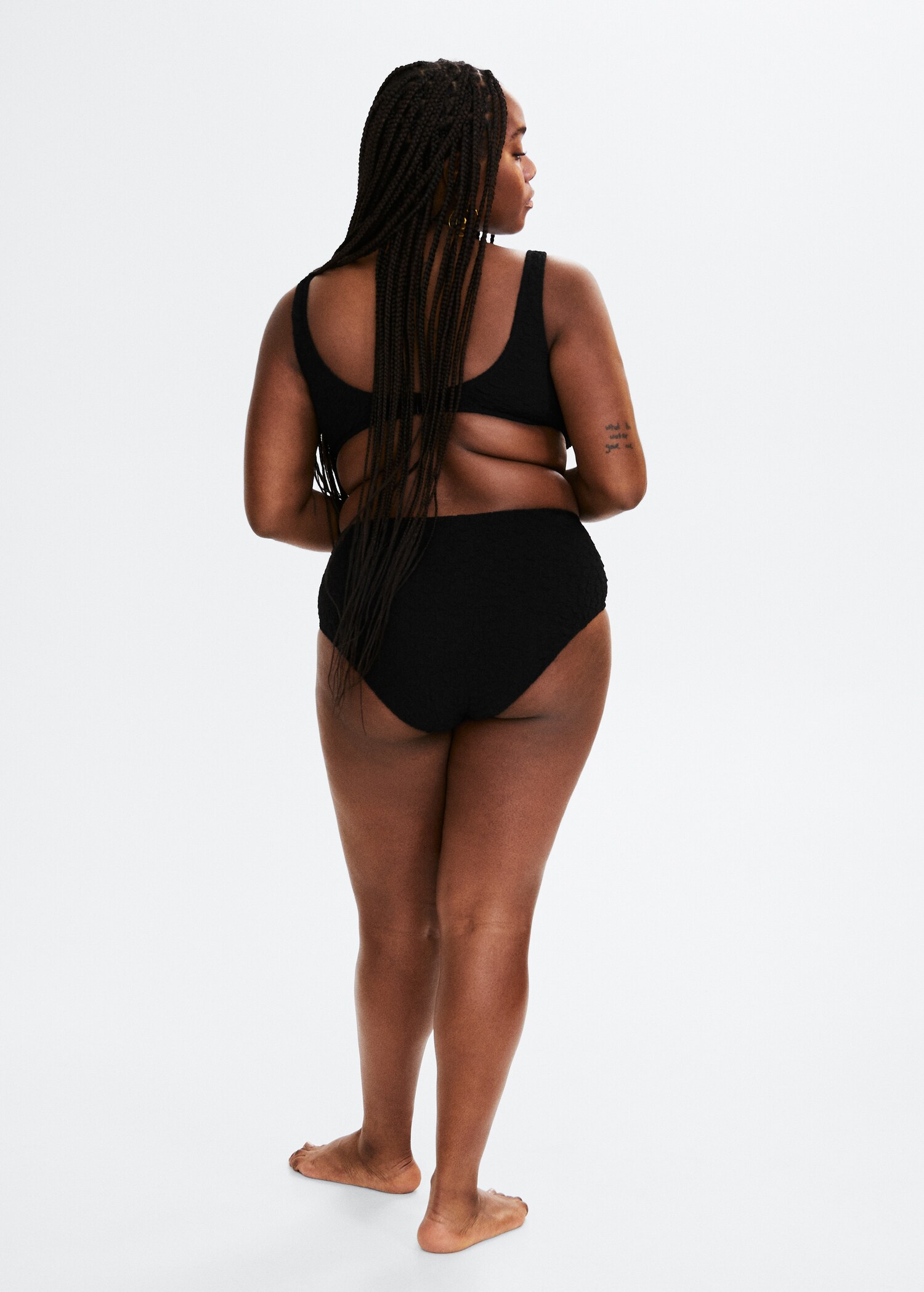 Textured bikini top - Reverse of the article