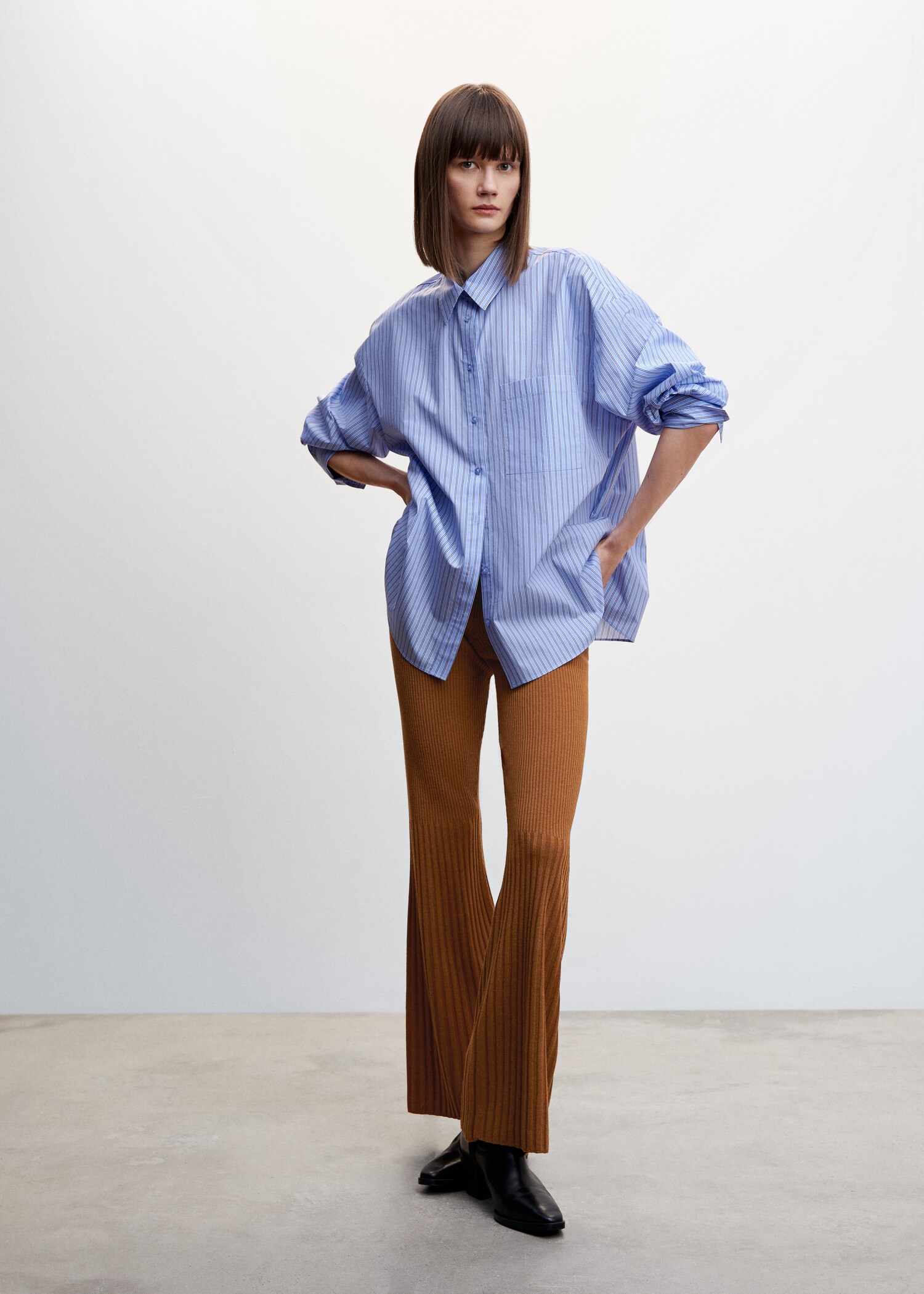 Flared knitted pants - Details of the article 6