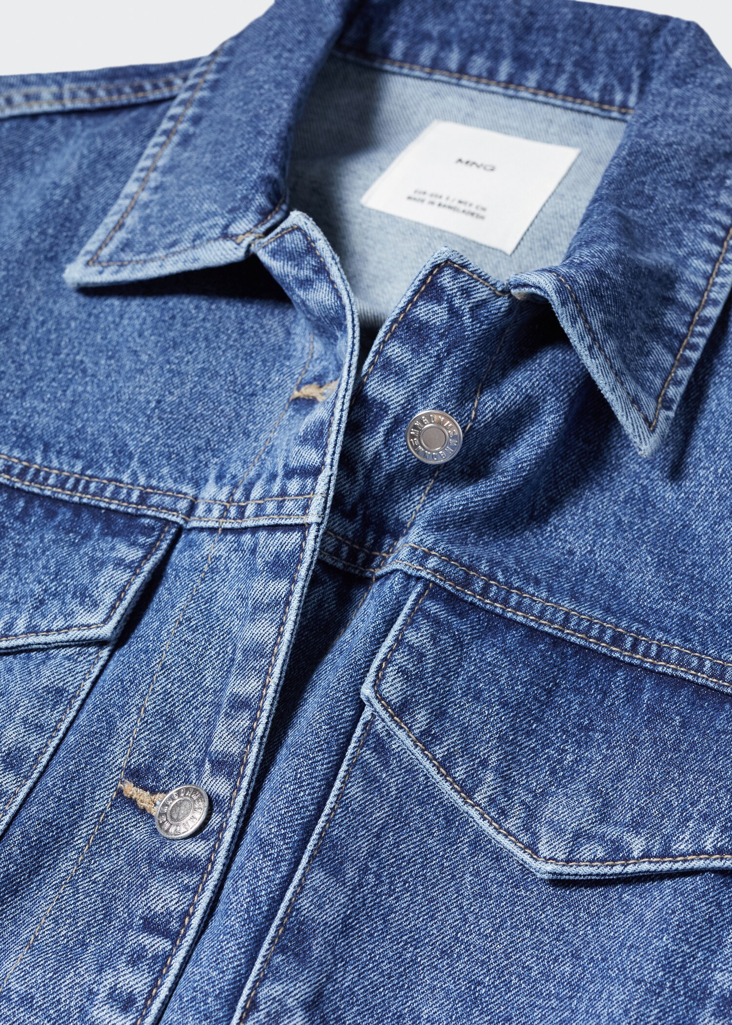 Jeansjacke mit Gürtel - Damen | MANGO OUTLET Liechtenstein