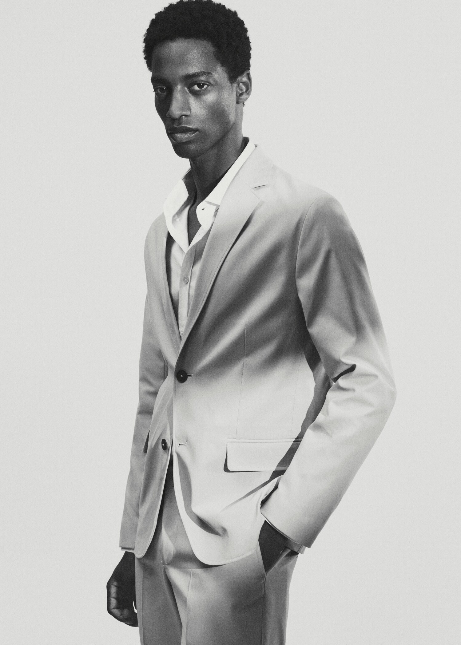 Slim-fit technical suit blazer - Details of the article 7