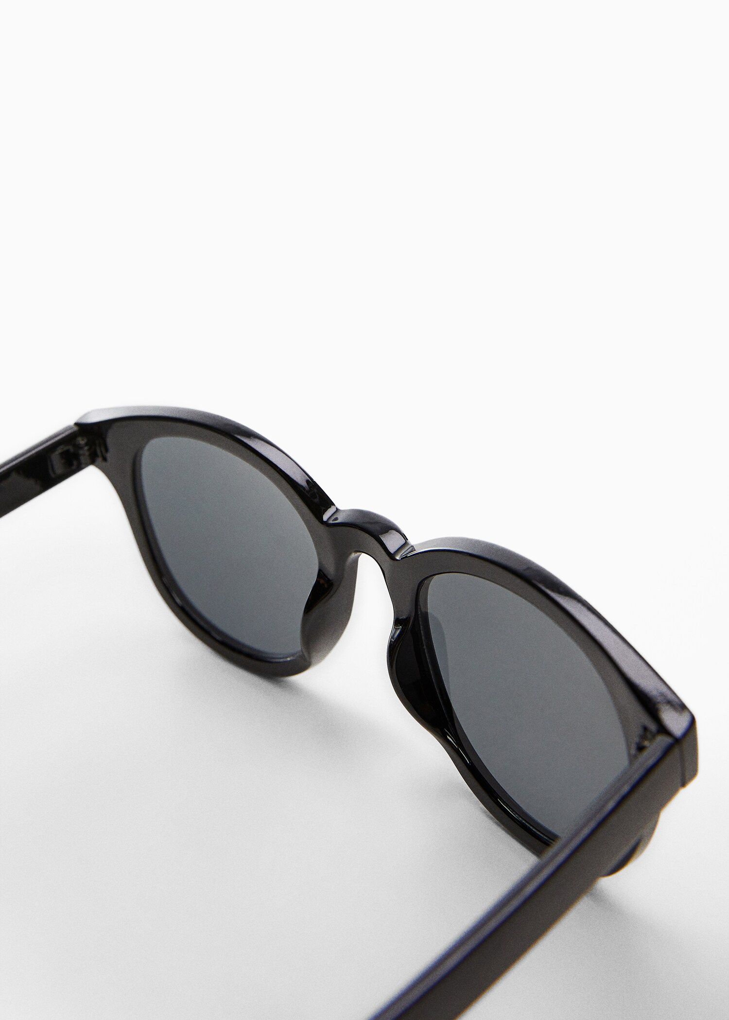 Sonnenbrille mit Azetatfassung - Detail des Artikels 1