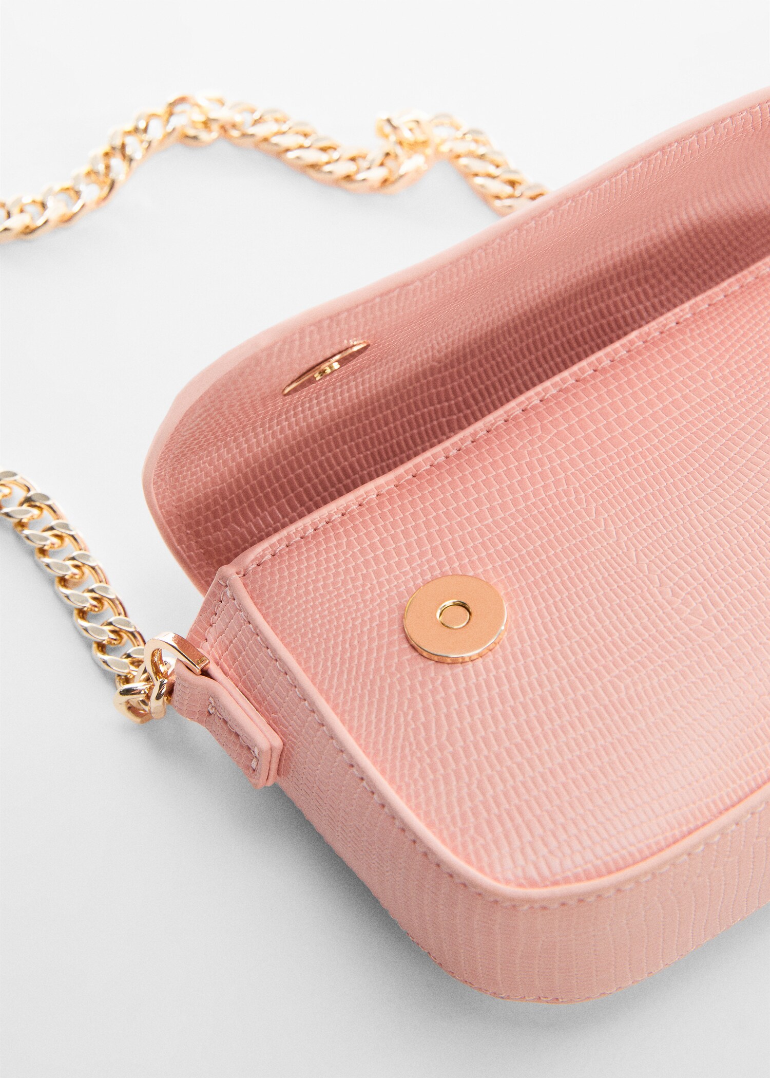 Flap chain bag - Details of the article 1