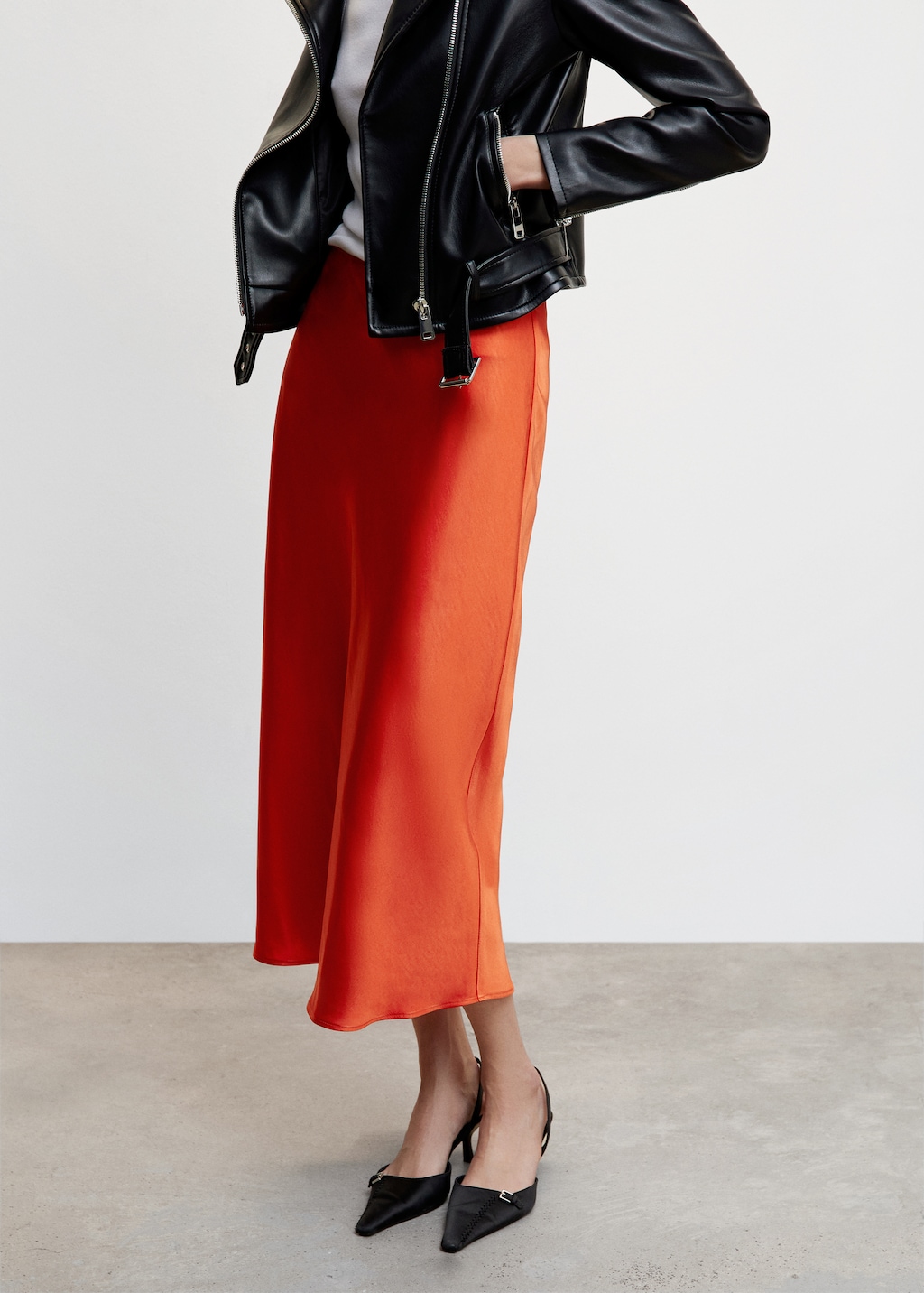 Midi satin skirt