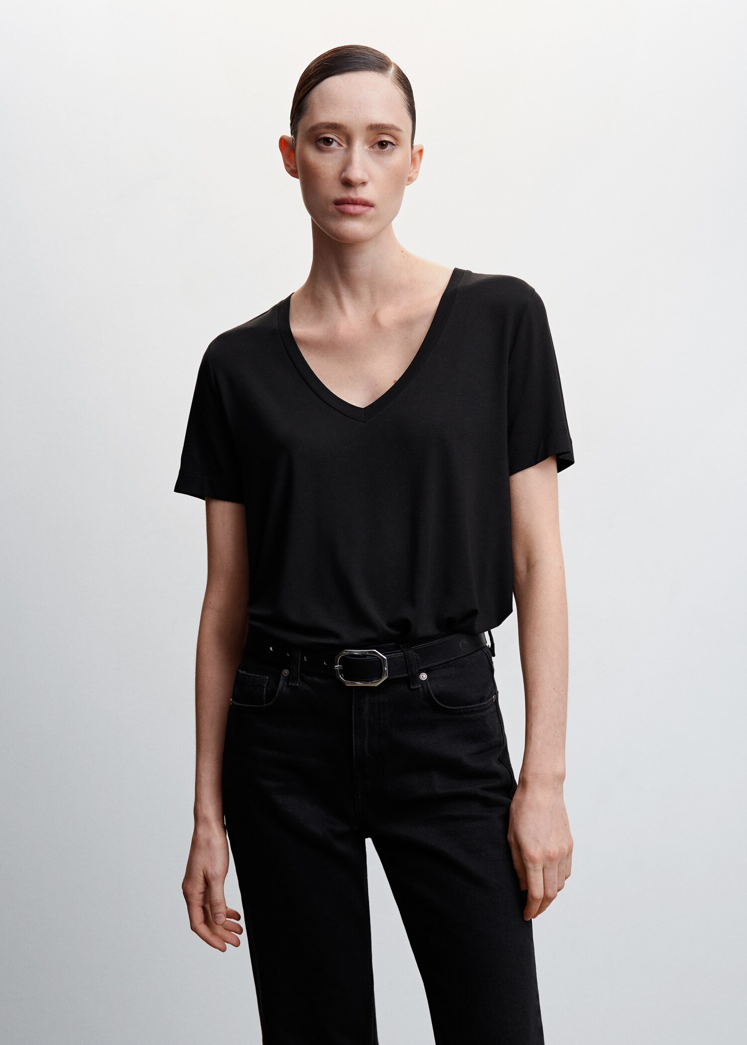 V-neck flowy t-shirt - Medium plane