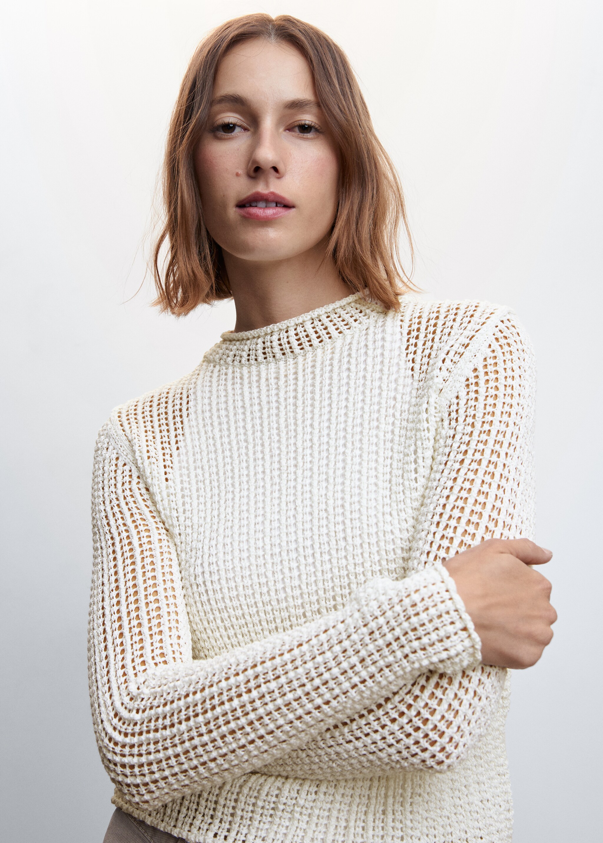 Openwork sweater with perkins collar - Details of the article 1