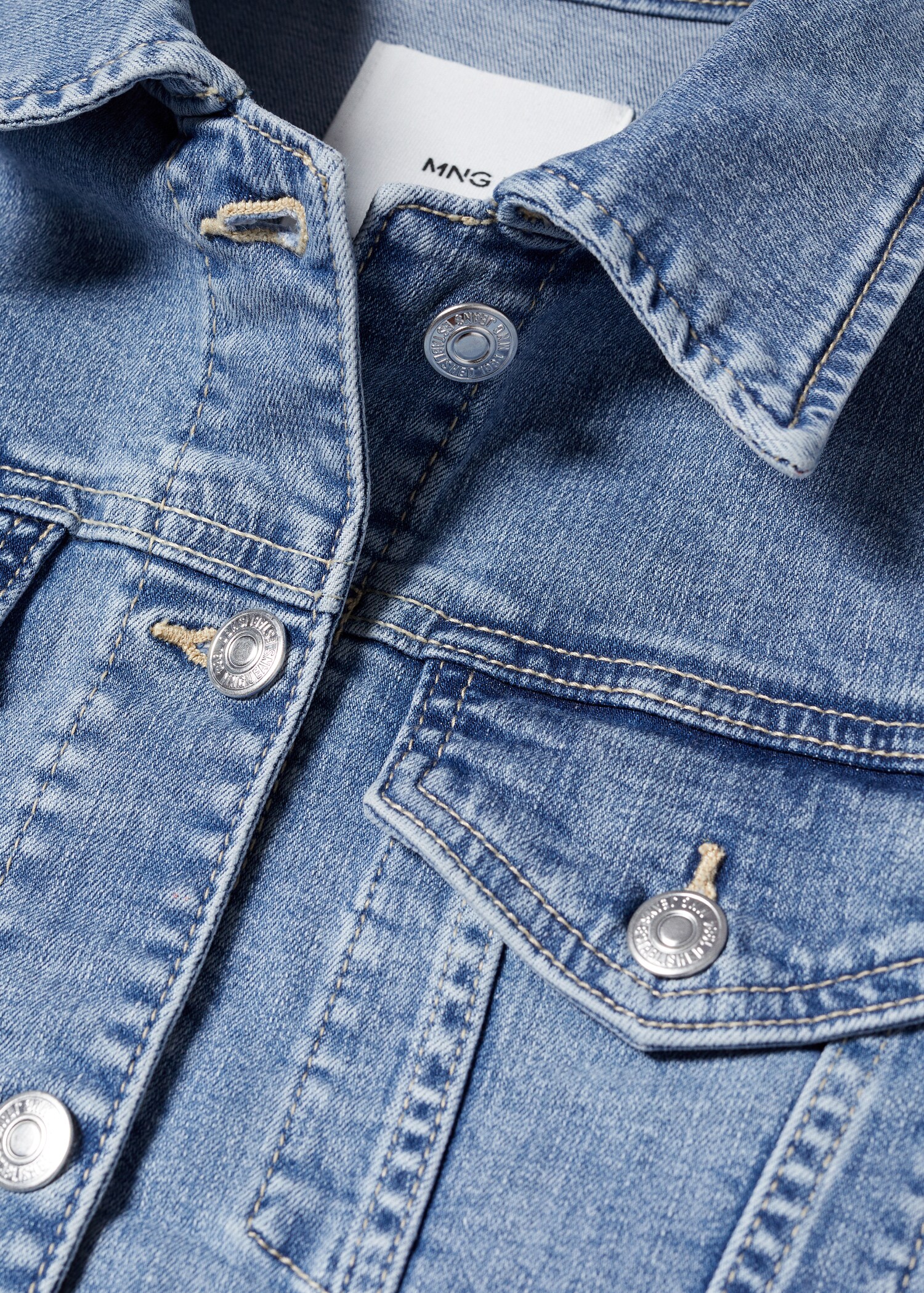 Pocketed denim jacket - Details of the article 8