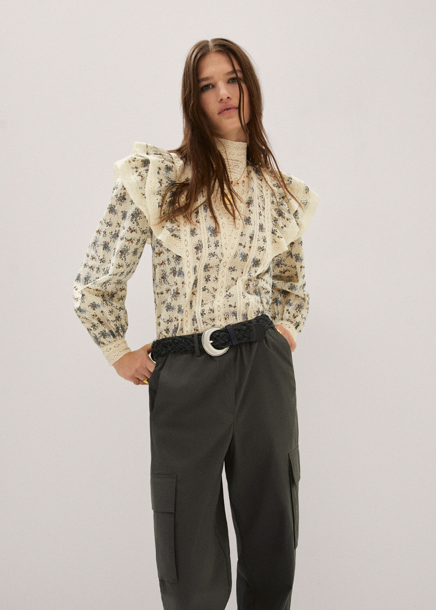 Cargo pants with pocket - Details of the article 1