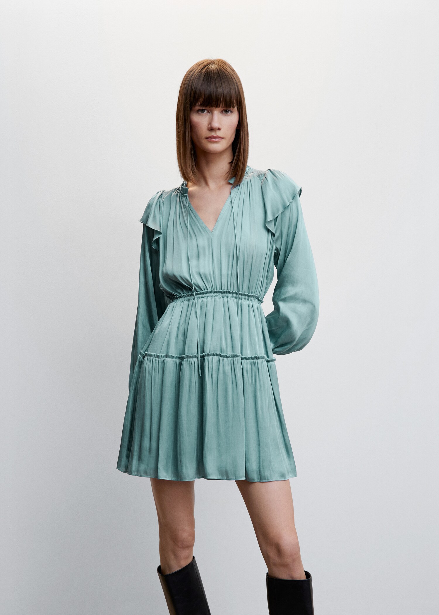 Ruffle satin dress - Medium plane