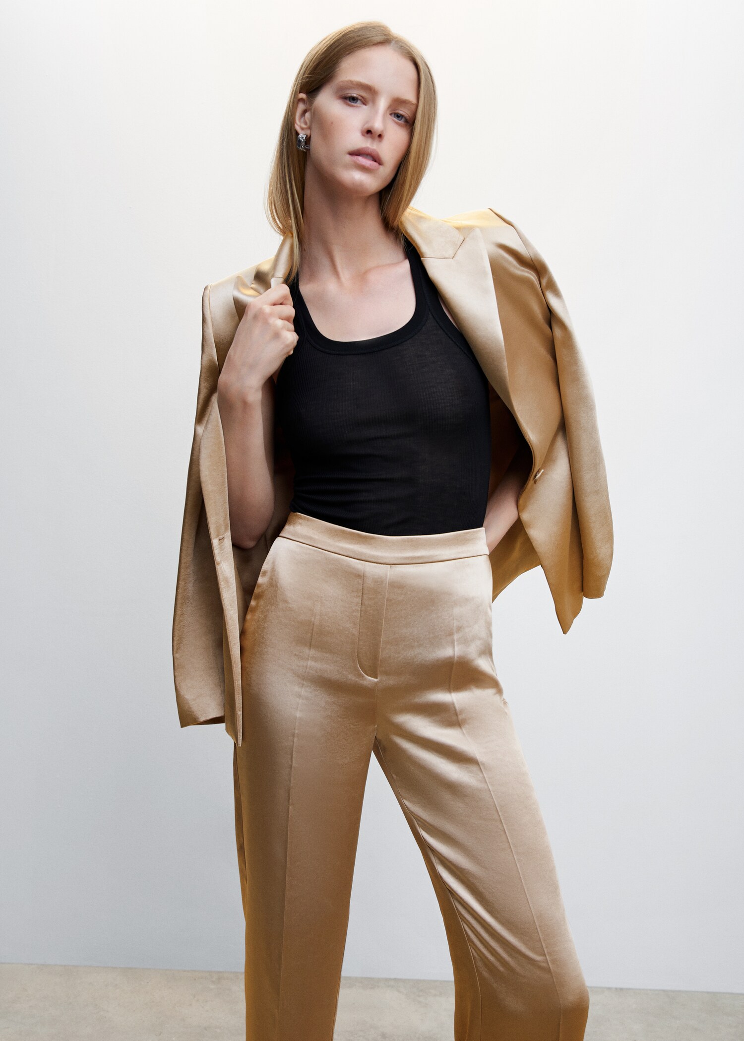 Satin pants with elastic waist - Details of the article 1