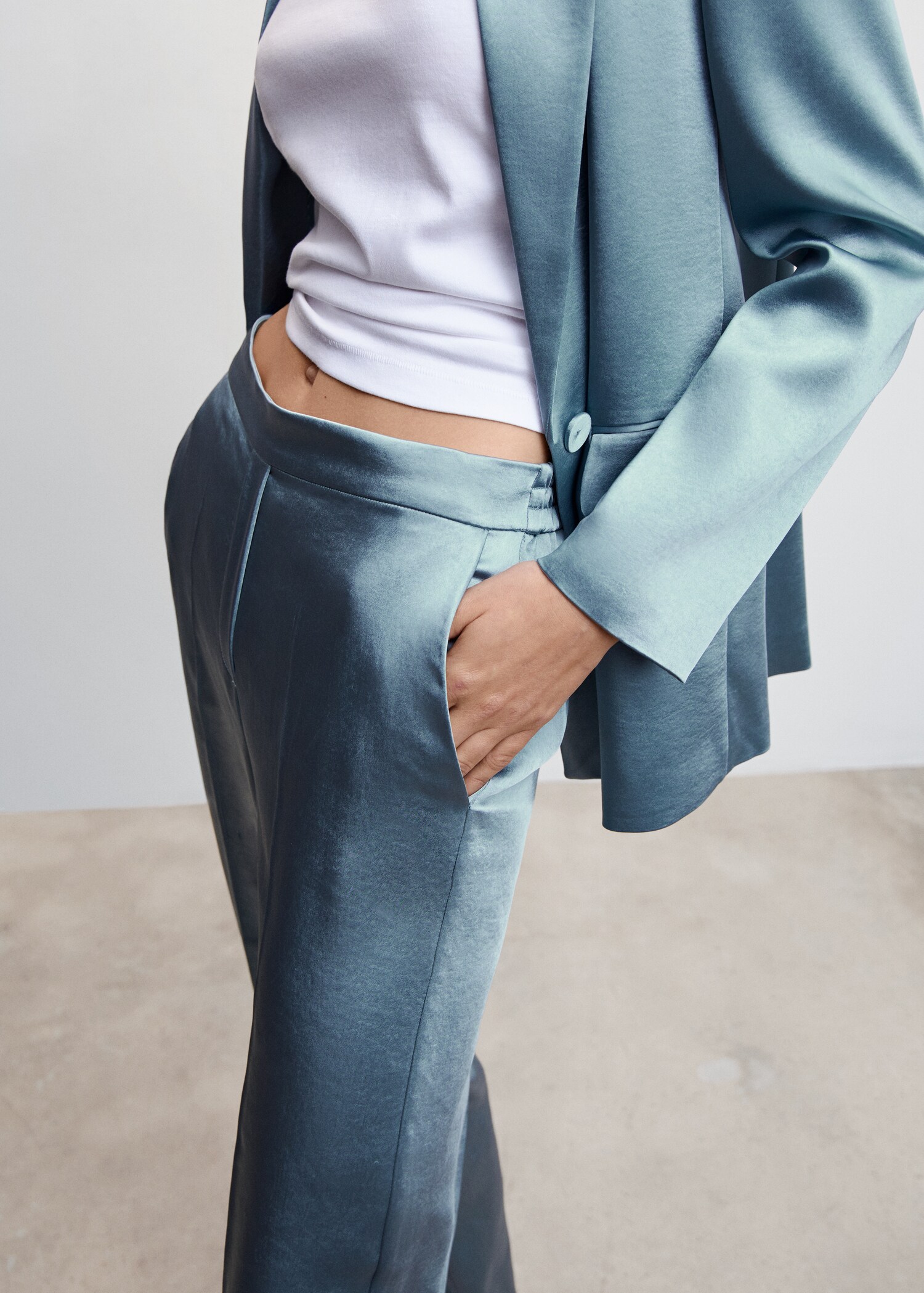 Satin pants with elastic waist - Details of the article 6