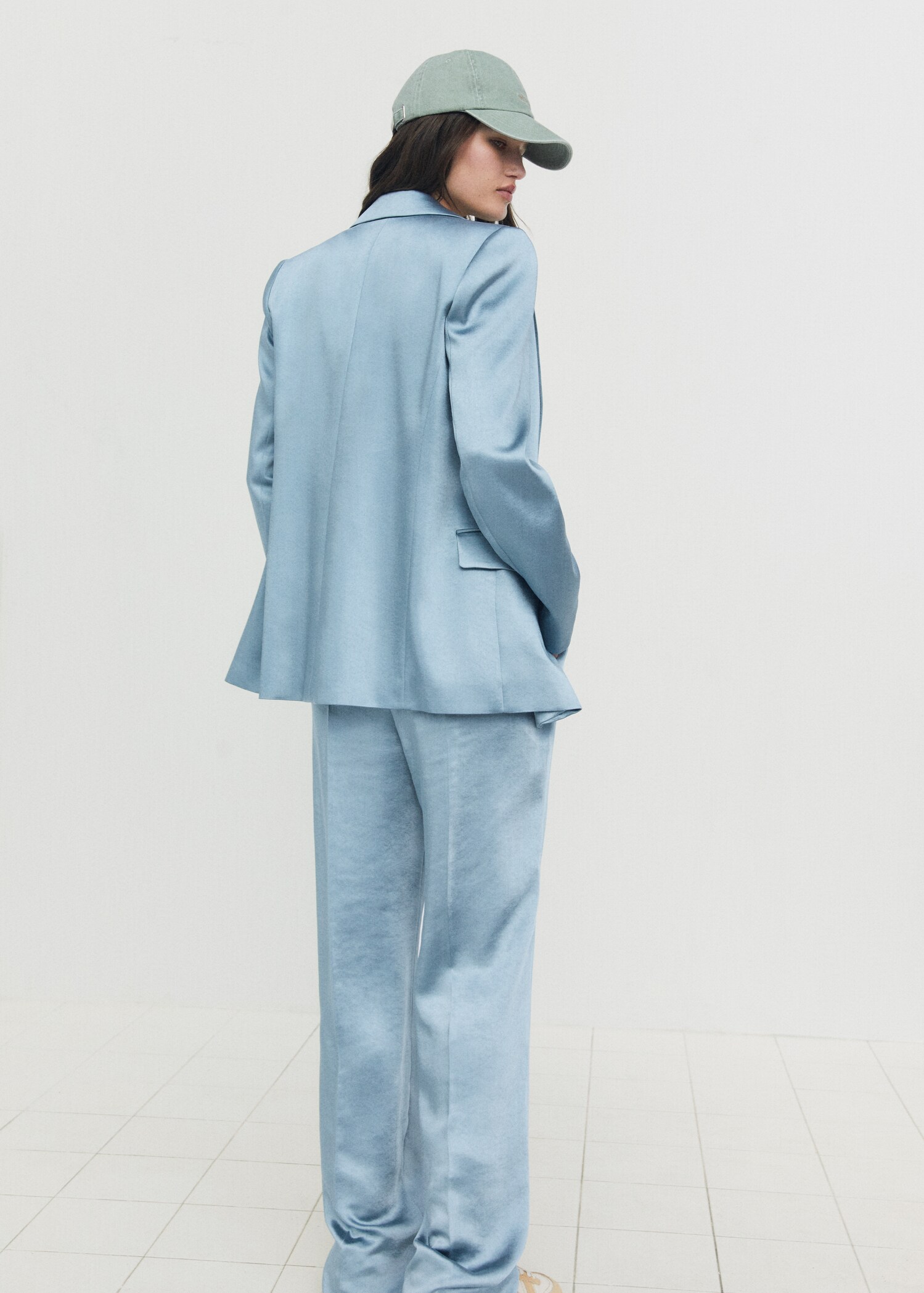 Satin pants with elastic waist - Details of the article 9