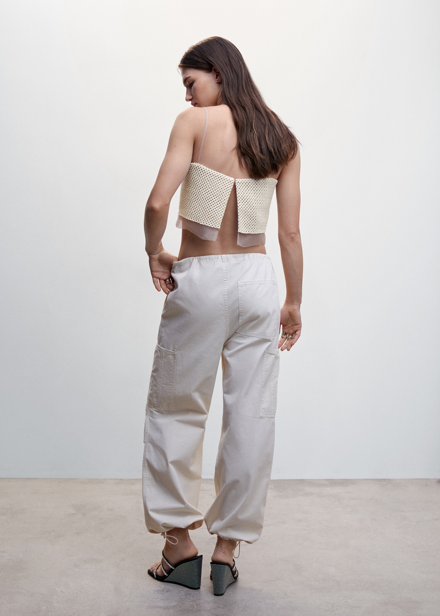 Crop-Top mit Ajourmuster - Rückseite des Artikels