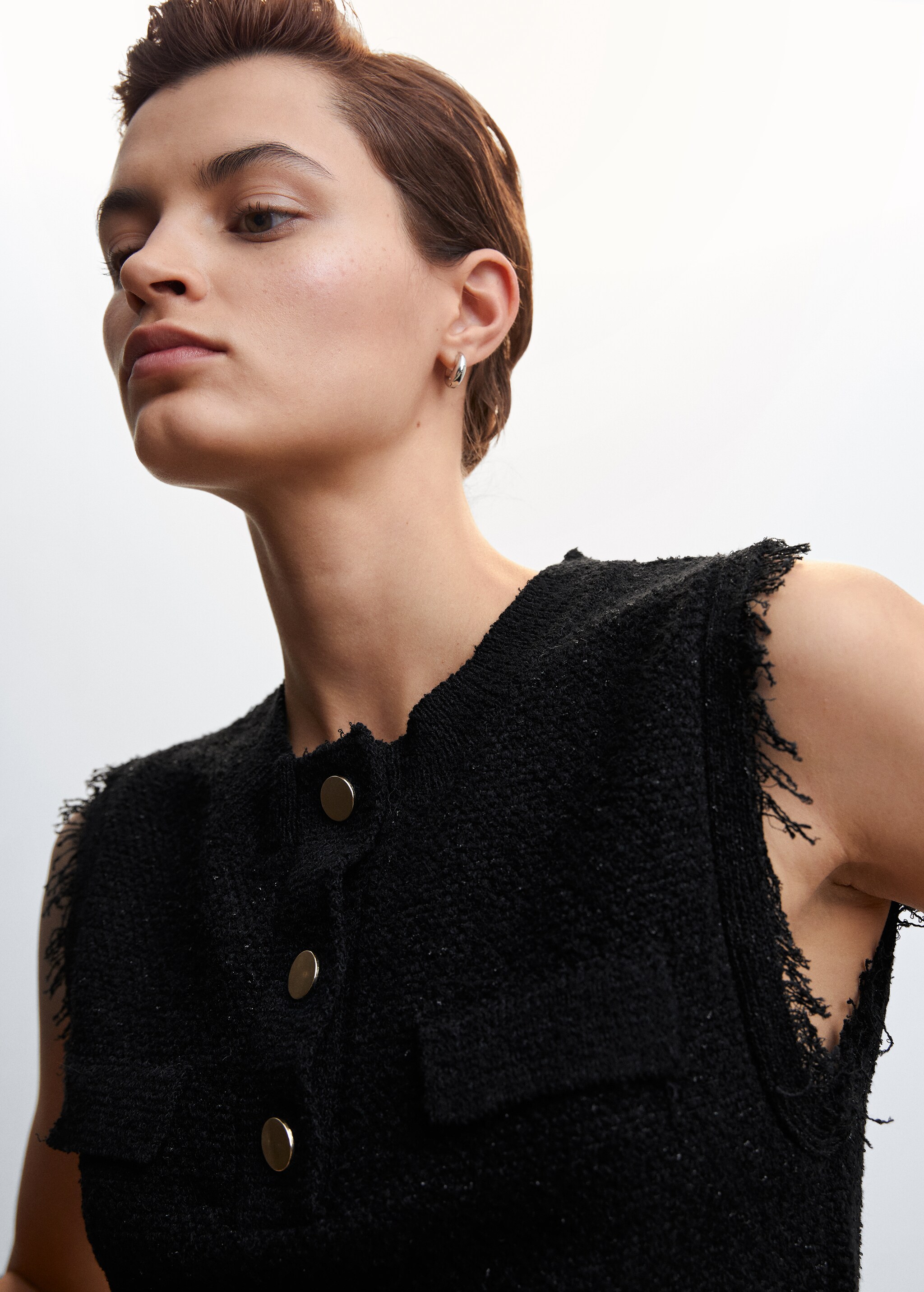 Knitted gilet with button collar - Reverse of the article