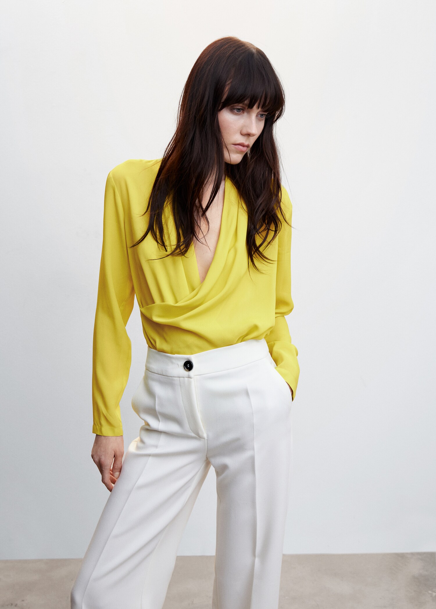Draped crossover neckline blouse - Medium plane