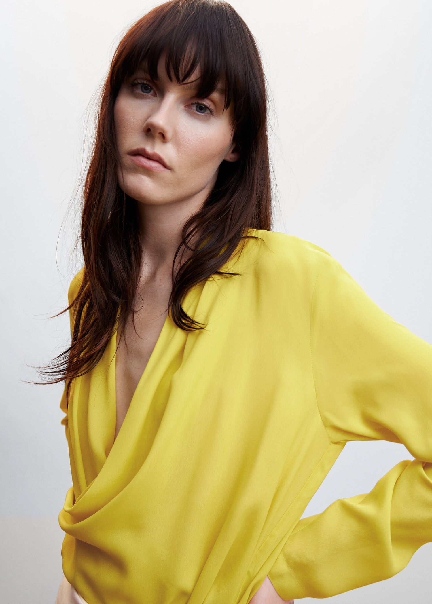 Draped crossover neckline blouse - Details of the article 1