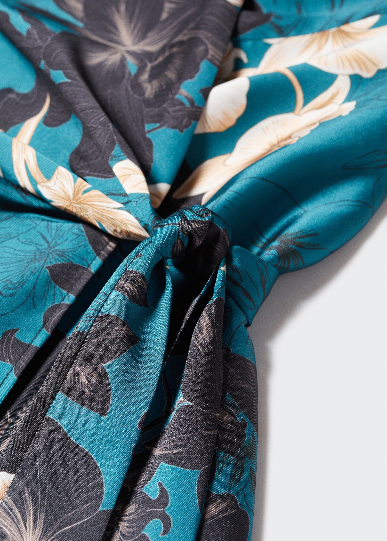 Kimono z kwiatowym wzorem - Szczegóły artykułu 8