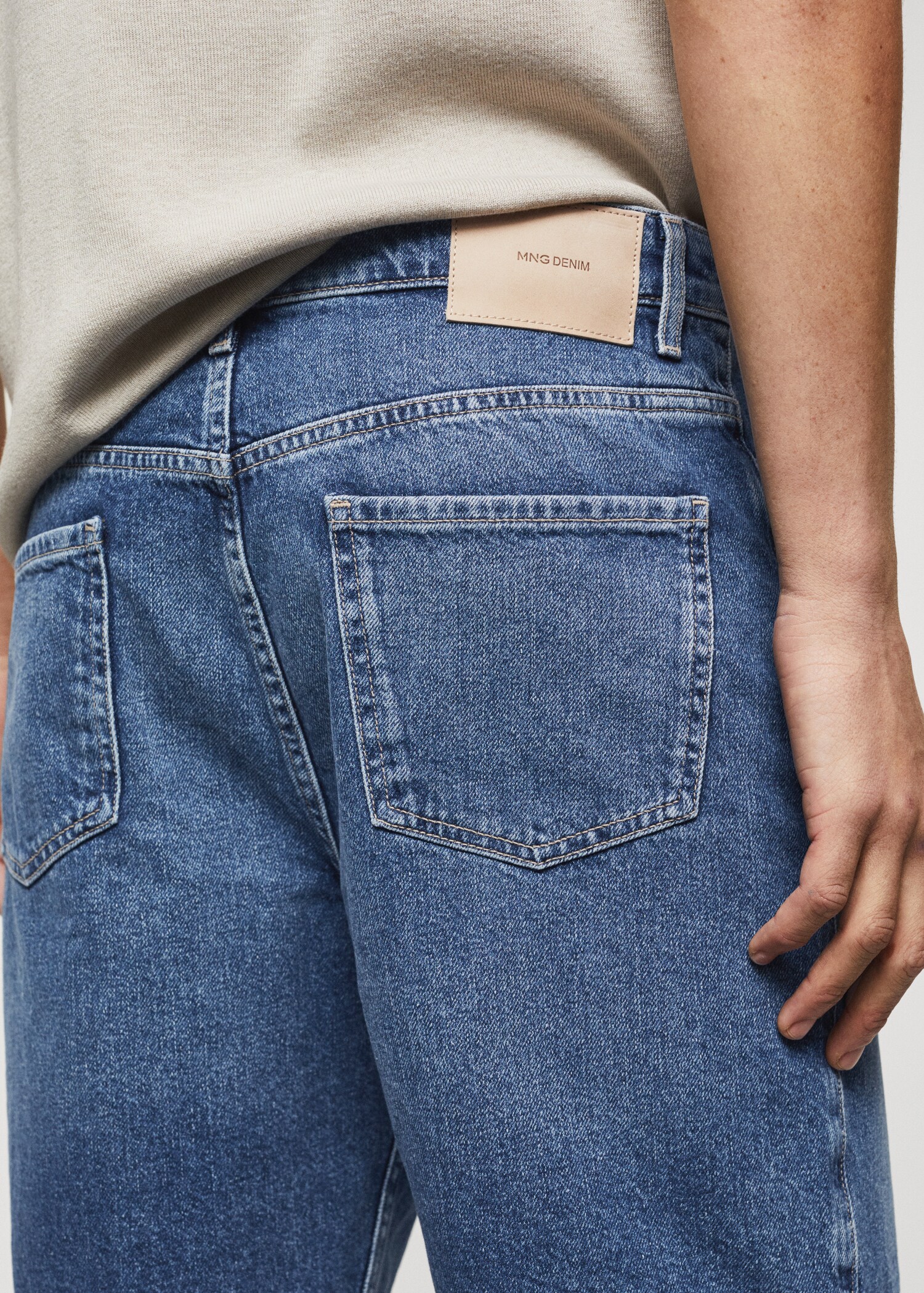 Regular-fit denim bermuda shorts - Details of the article 4