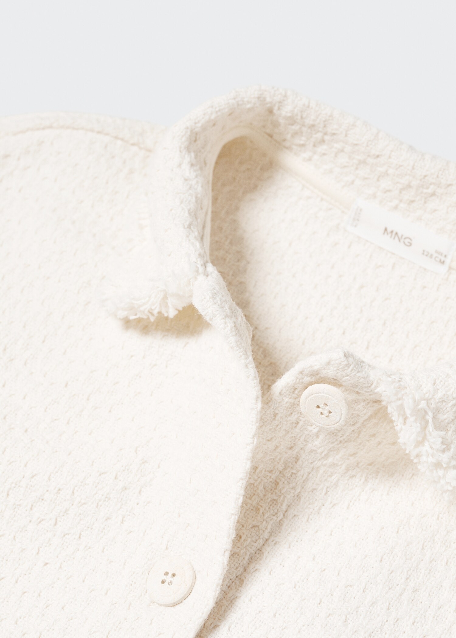 Pocket textured jacket - Details of the article 8