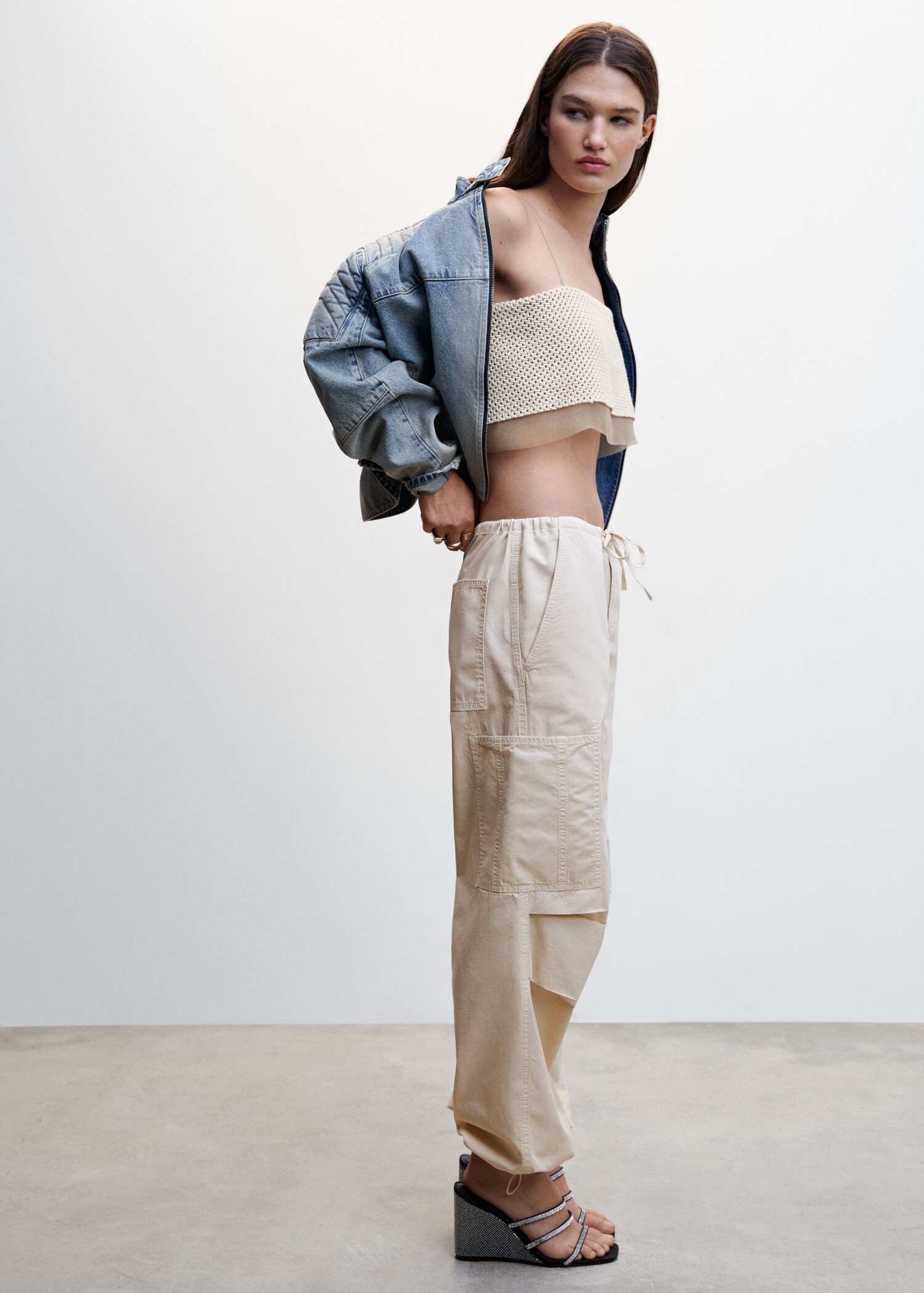 Parachute pants - Details of the article 4