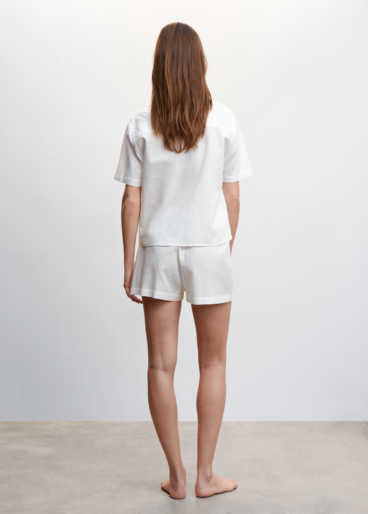 Linen pajama shirt - Reverse of the article