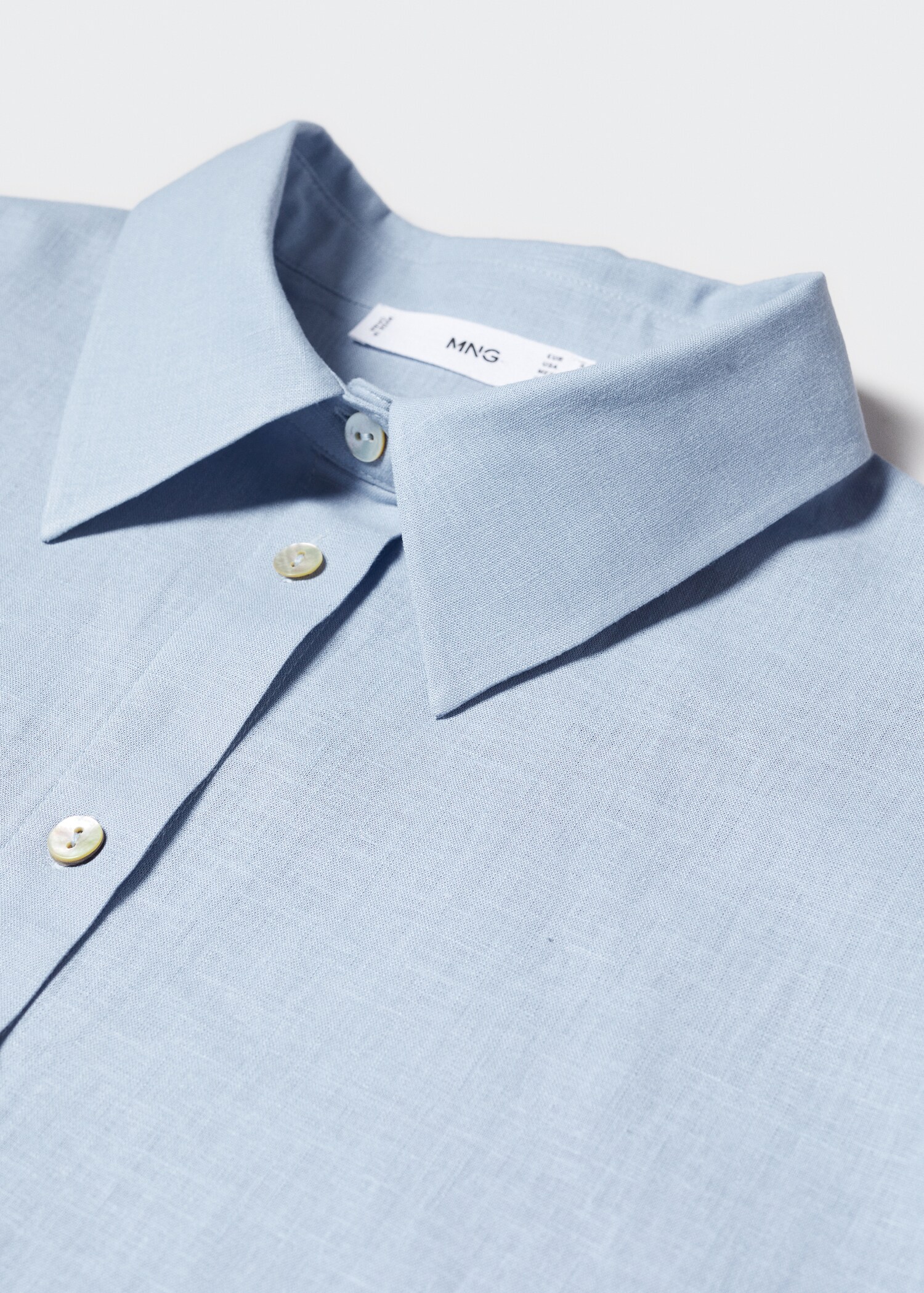Linen pajama shirt - Details of the article 8
