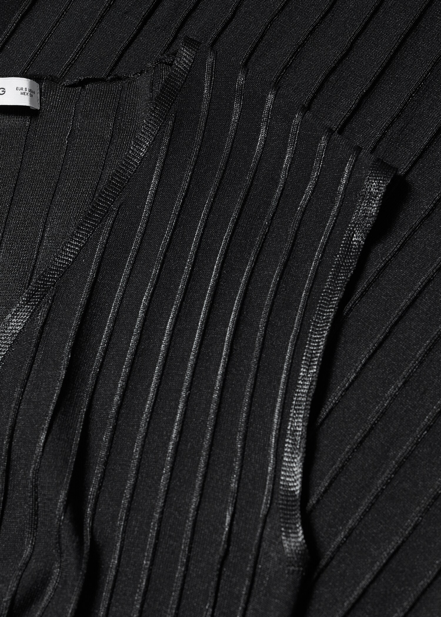 Robe maille détails contrastants - Détail de l'article 8