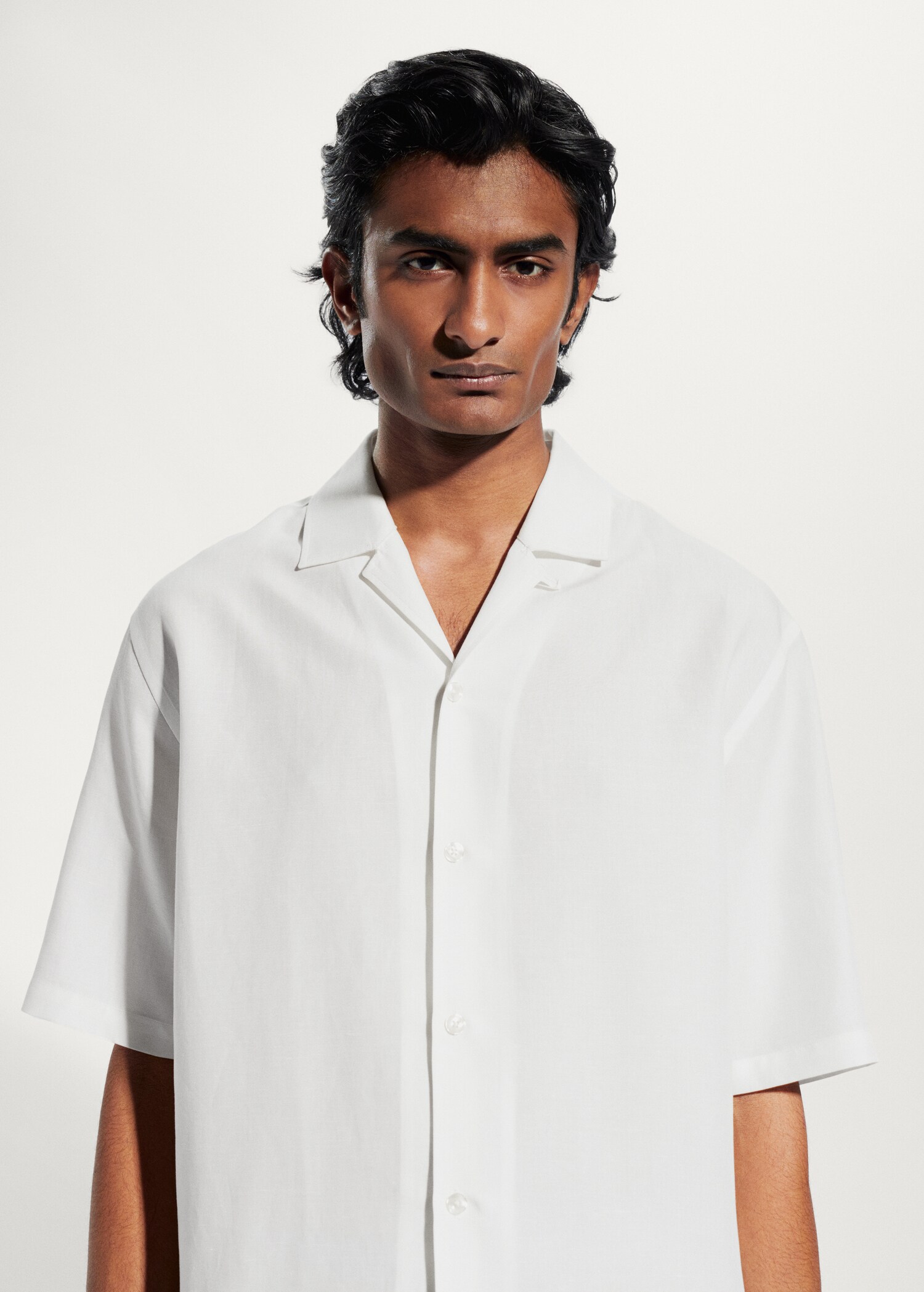 Regular-fit linen bowling shirt - Details of the article 1