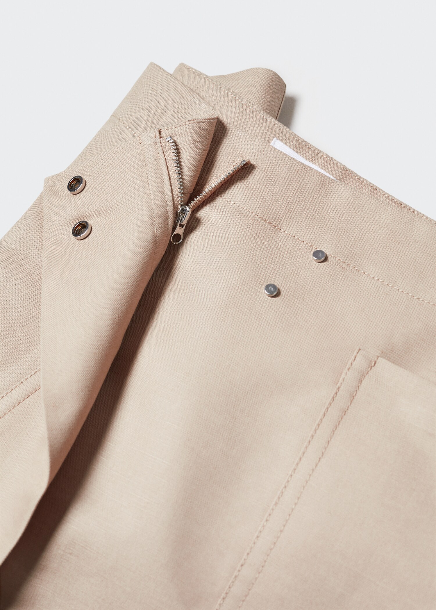 Wrap mini-skirt with pockets - Details of the article 8
