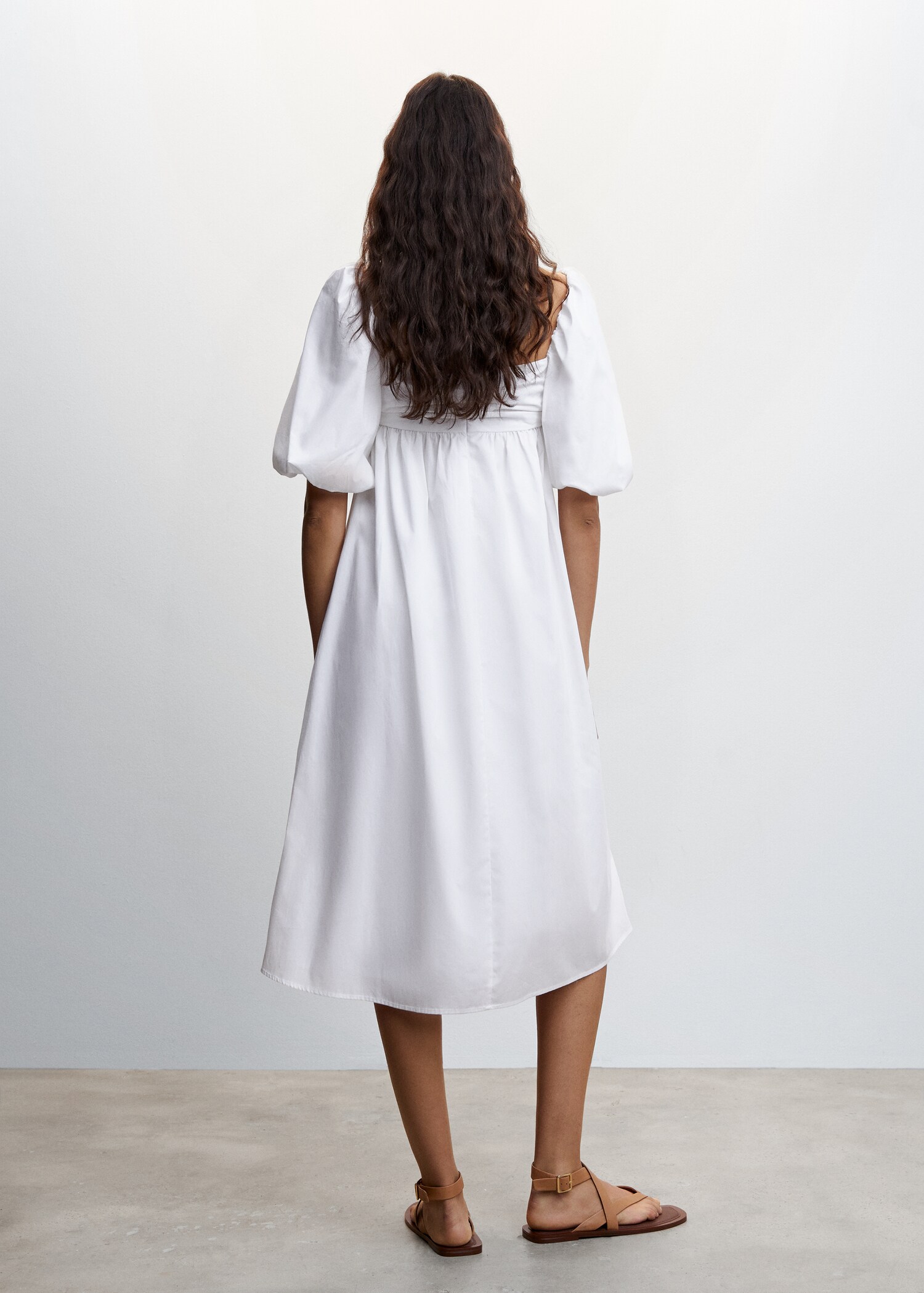 Puffed sleeves cotton dress - Reverse of the article