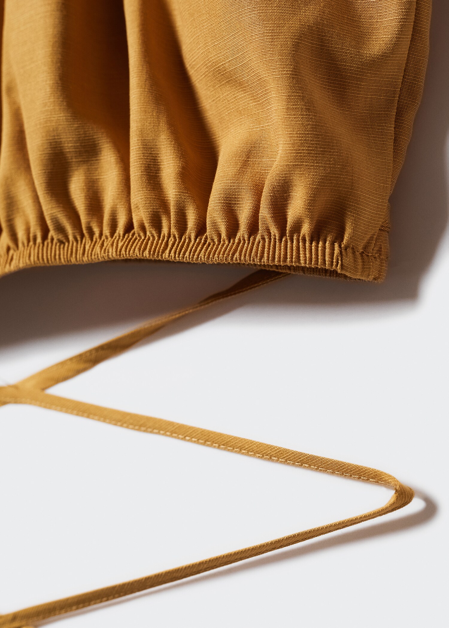 Blus ballongärmar - Detaljer om artikeln 8