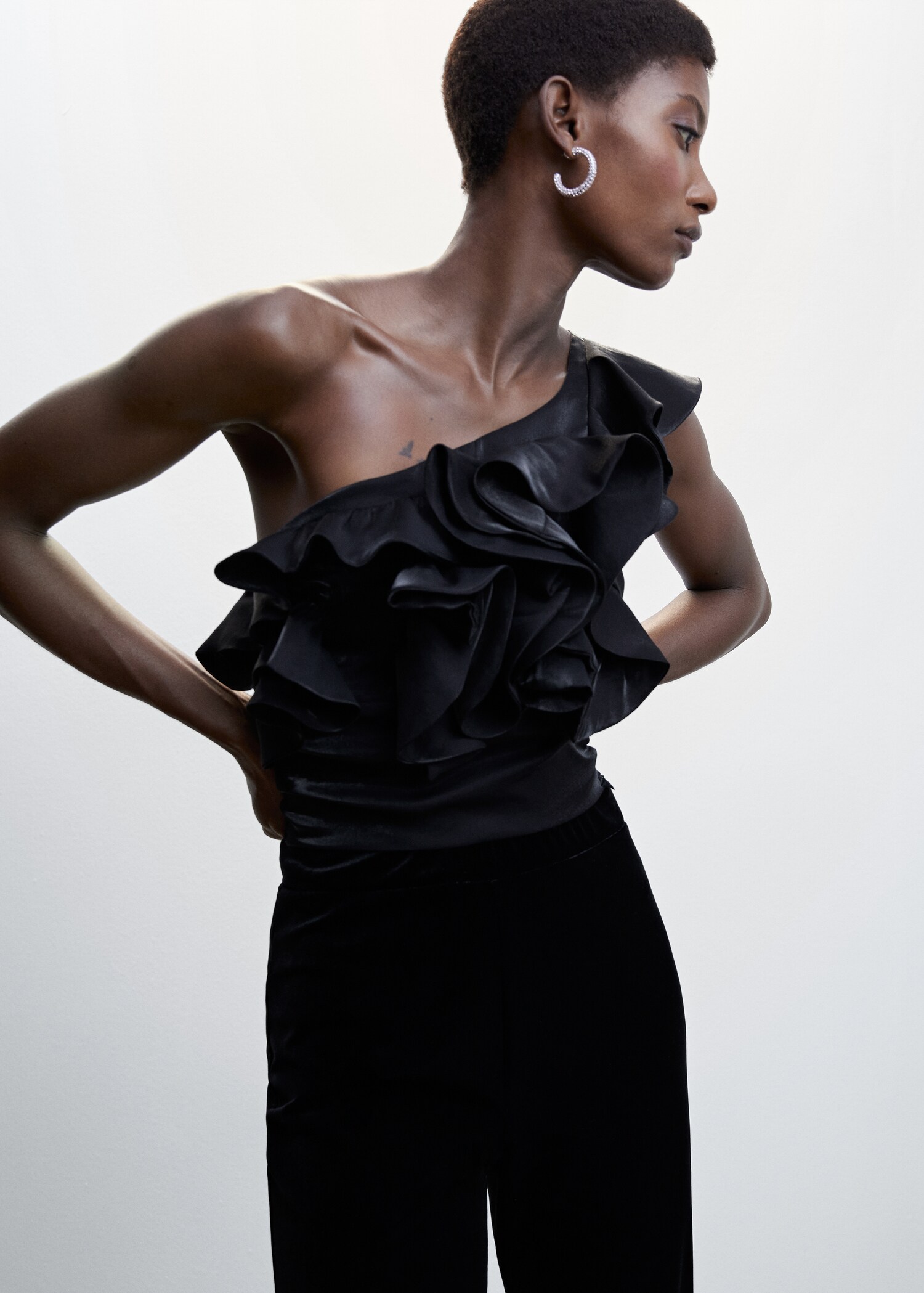 Blouse asymétrique volants - Plan moyen