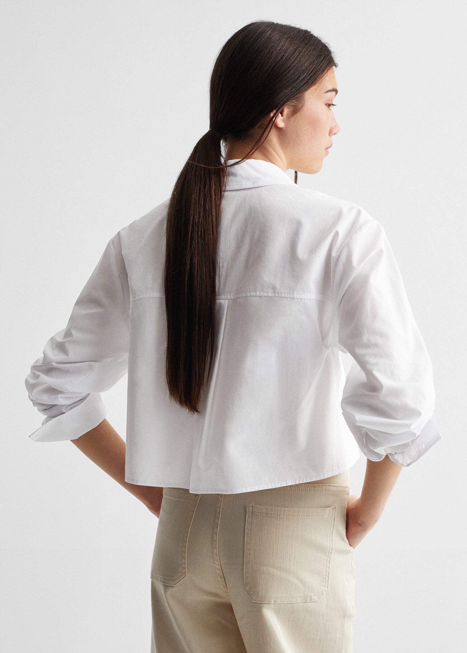 Chemise coupe crop - Verso de l’article