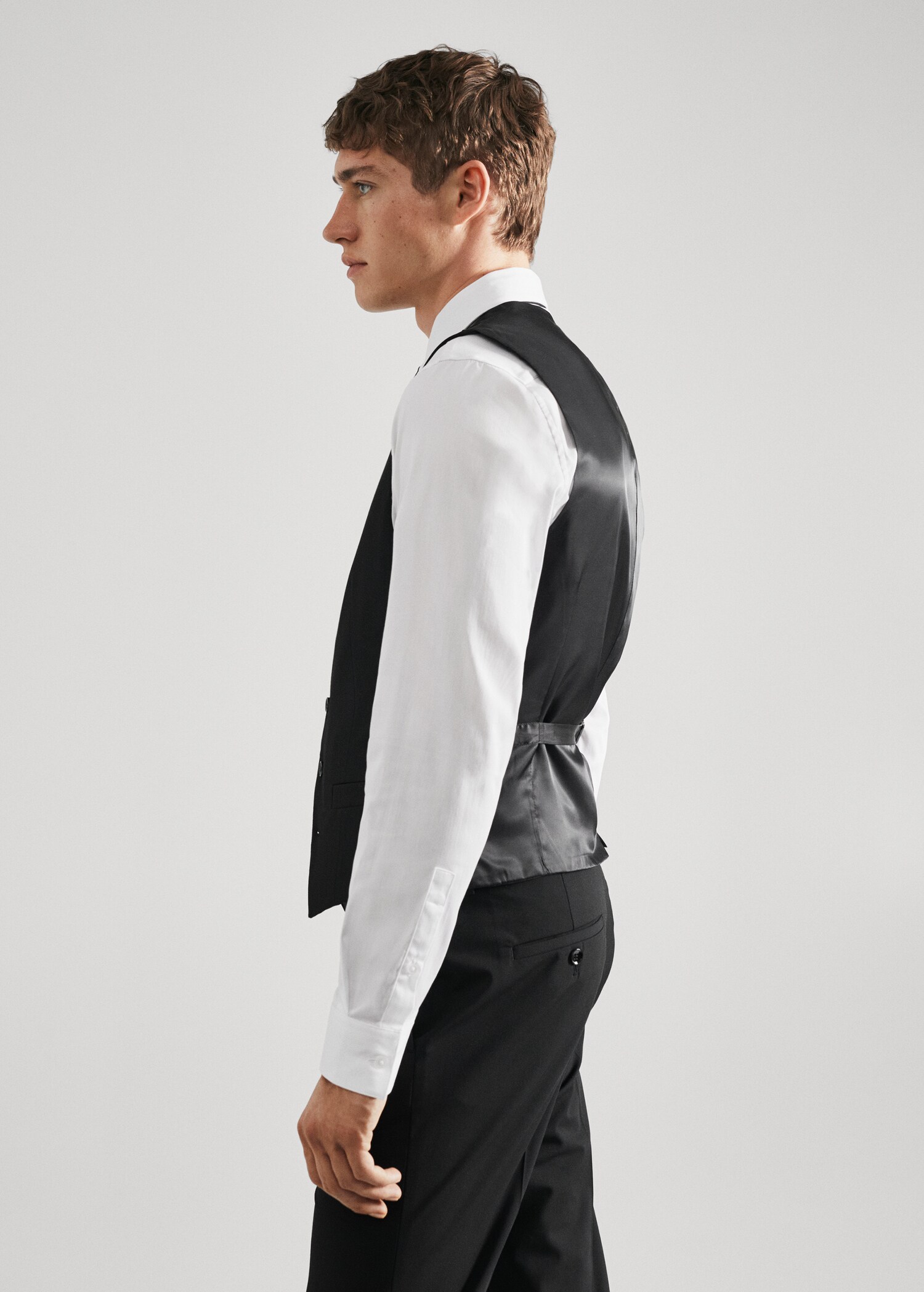 Super slim-fit suit vest - Details of the article 2