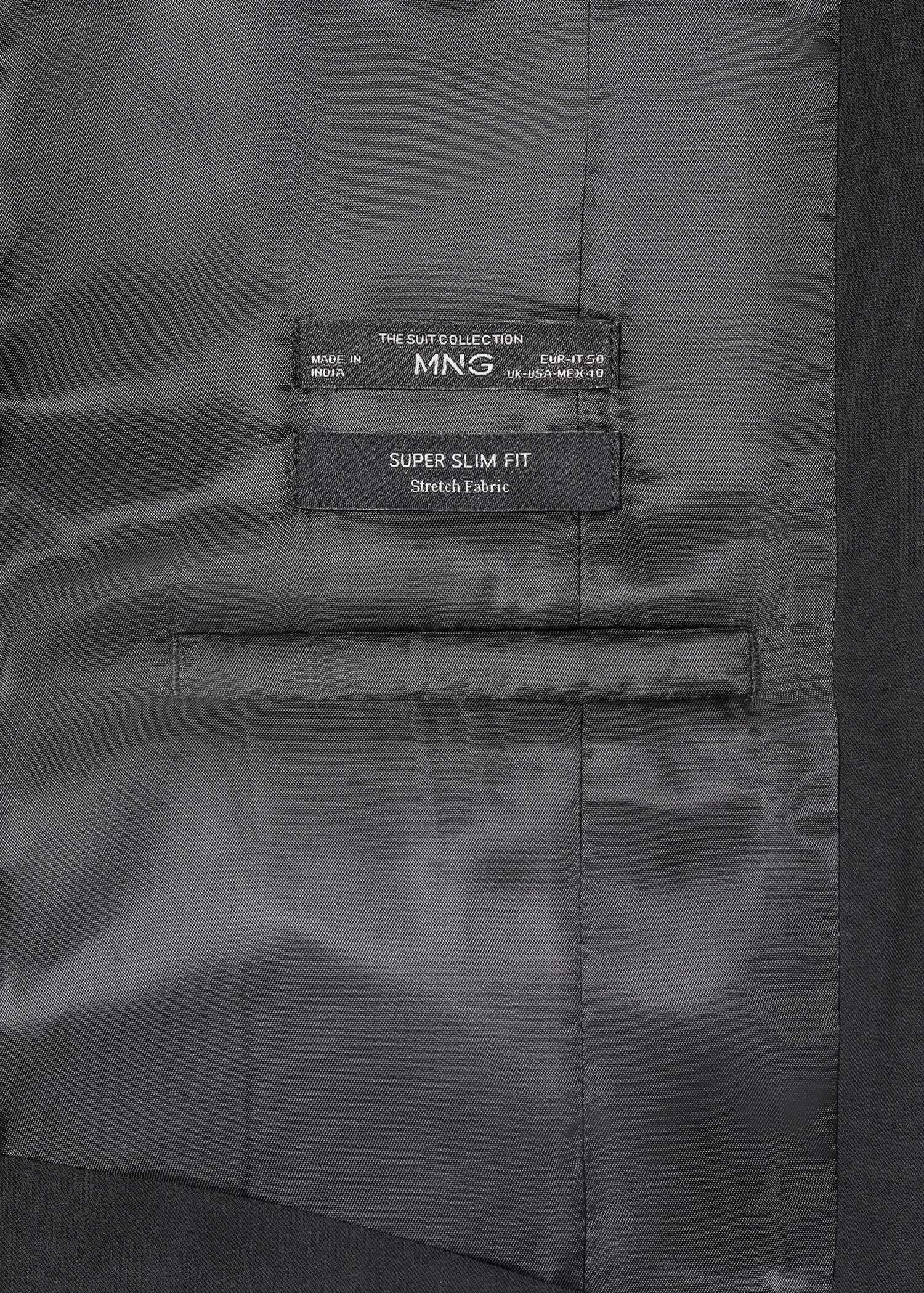 Super slim-fit suit vest - Details of the article 8