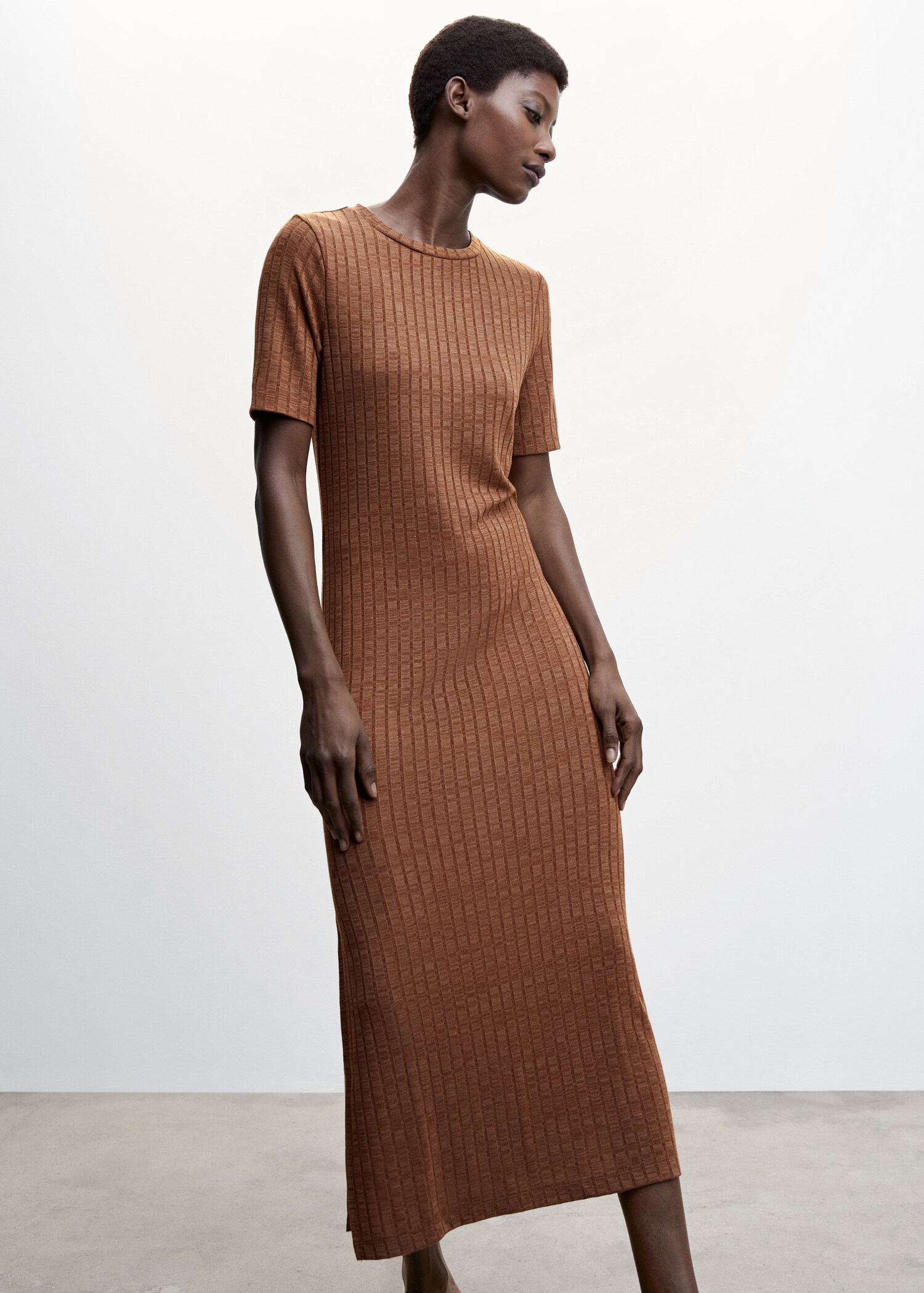 Ribbed knit dress - Medium plane