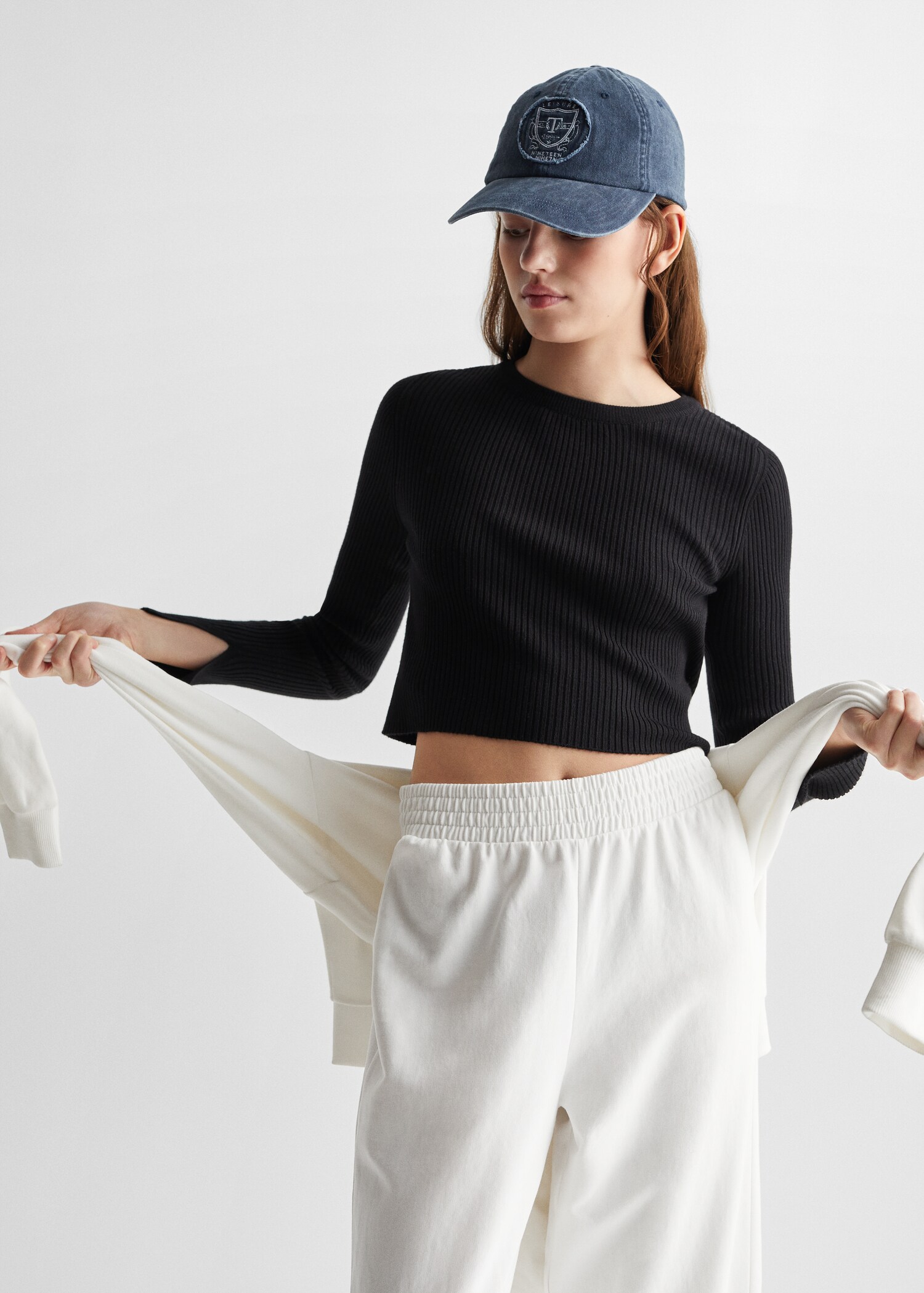 Knit jogger-style trousers - Medium plane
