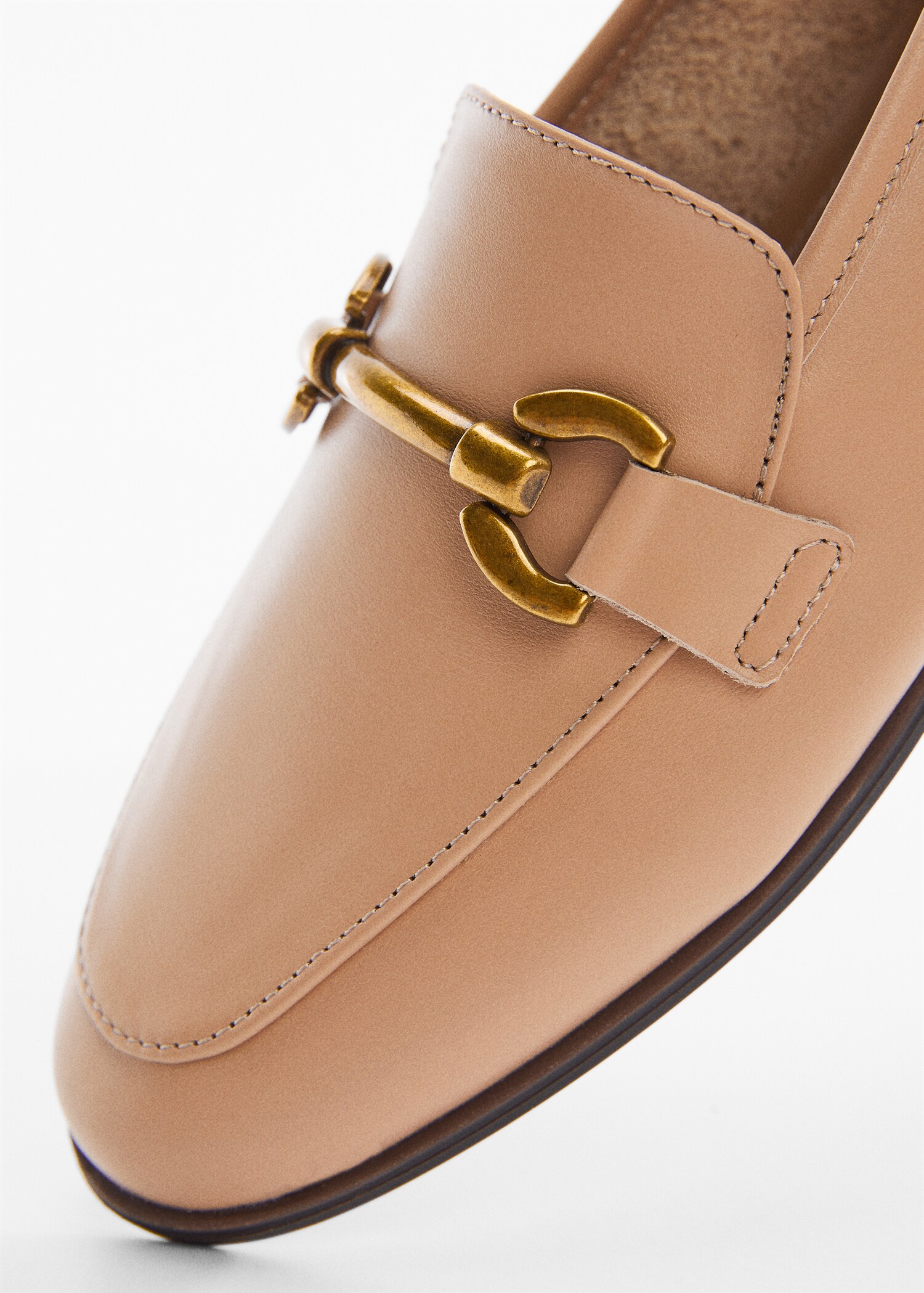 Buckle leather moccasins - Details of the article 1